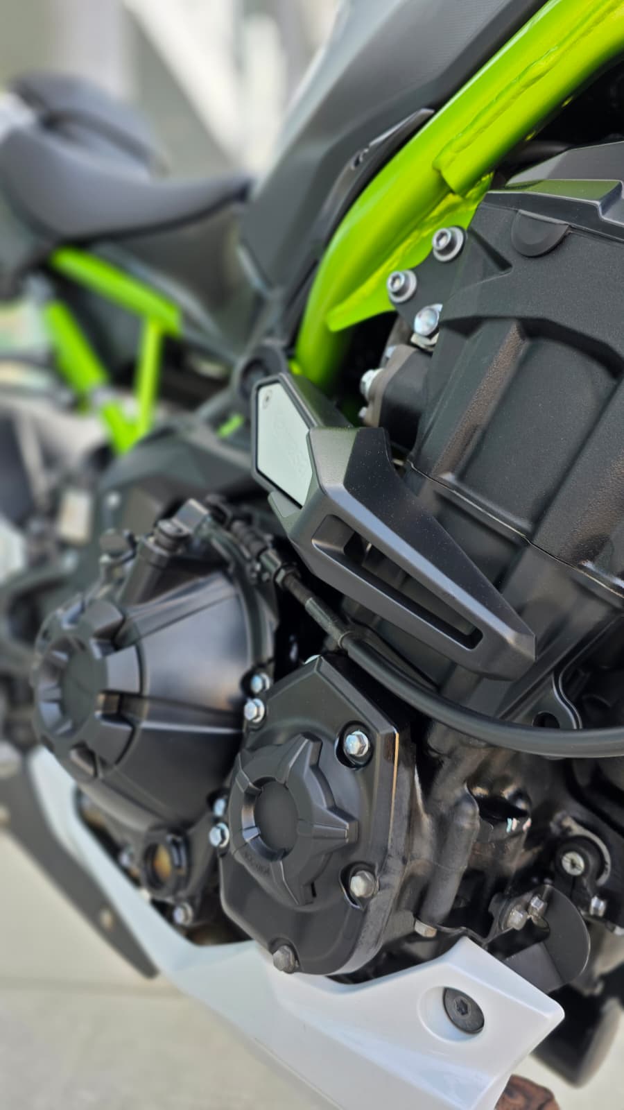 KAWASAKI Z 900-image-5