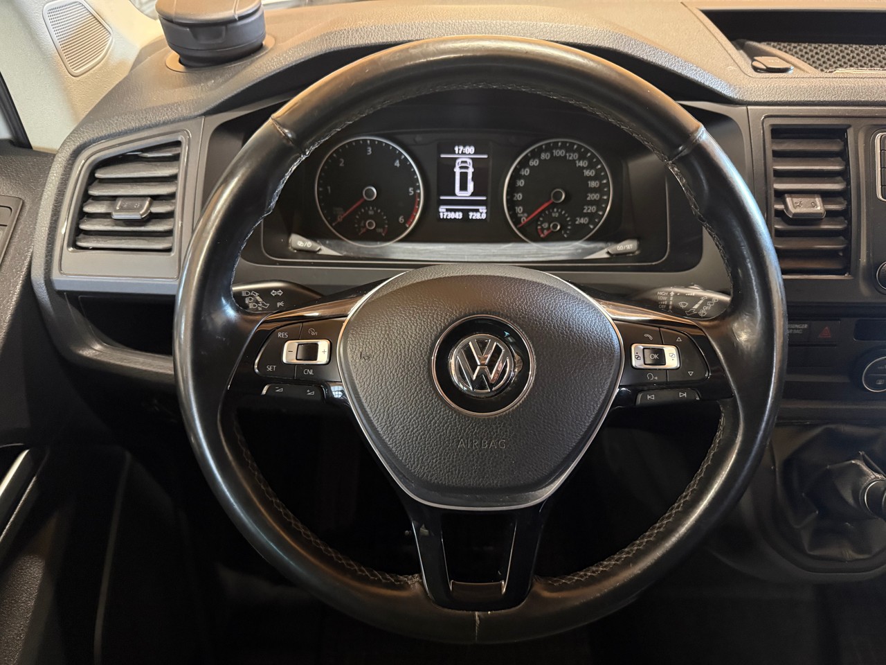 VW T6 California 2.0 TDI Beach 4Motion-image-10