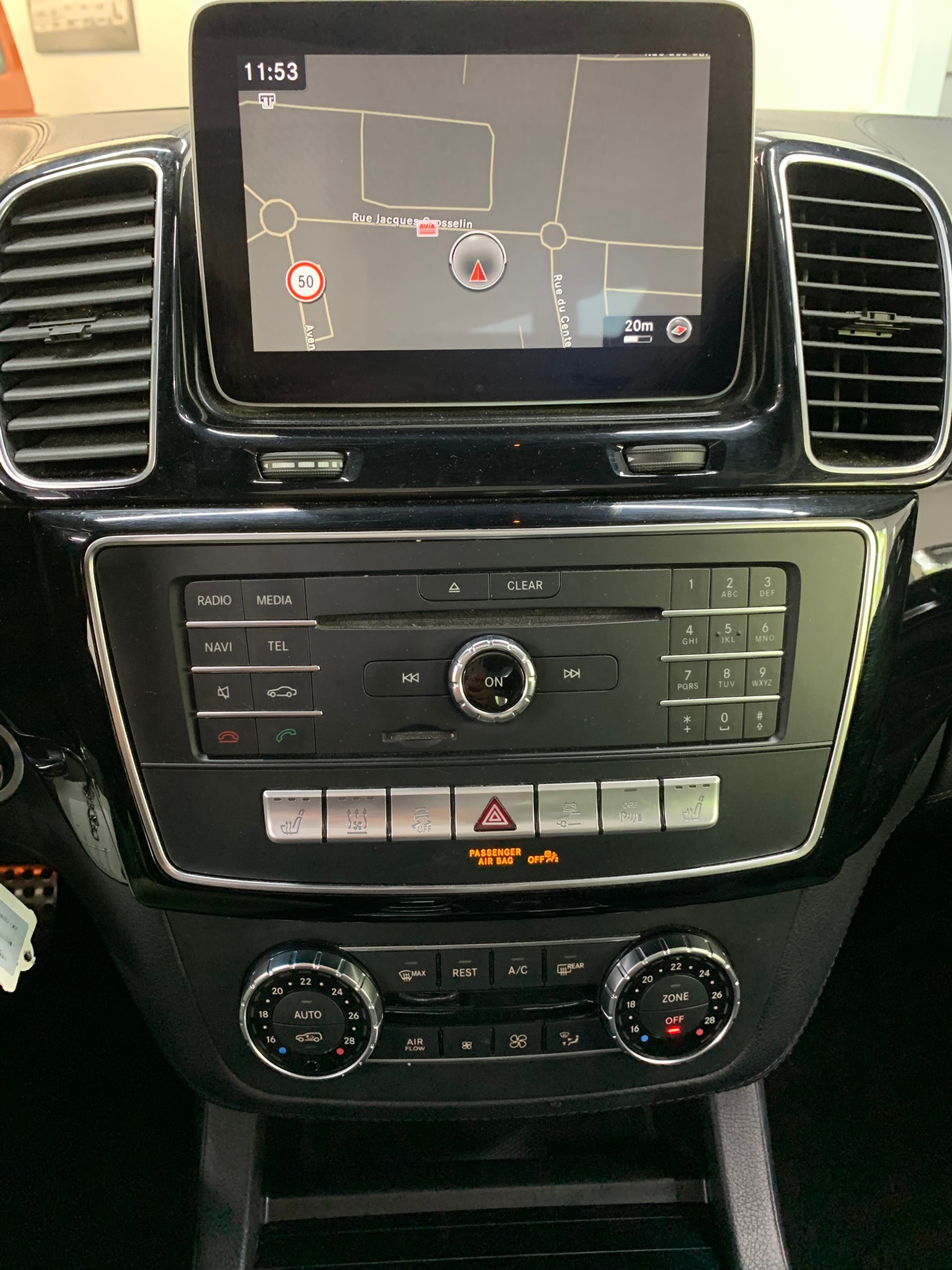 MERCEDES-BENZ GLE 500 e 4Matic 7G-Tronic-image-22