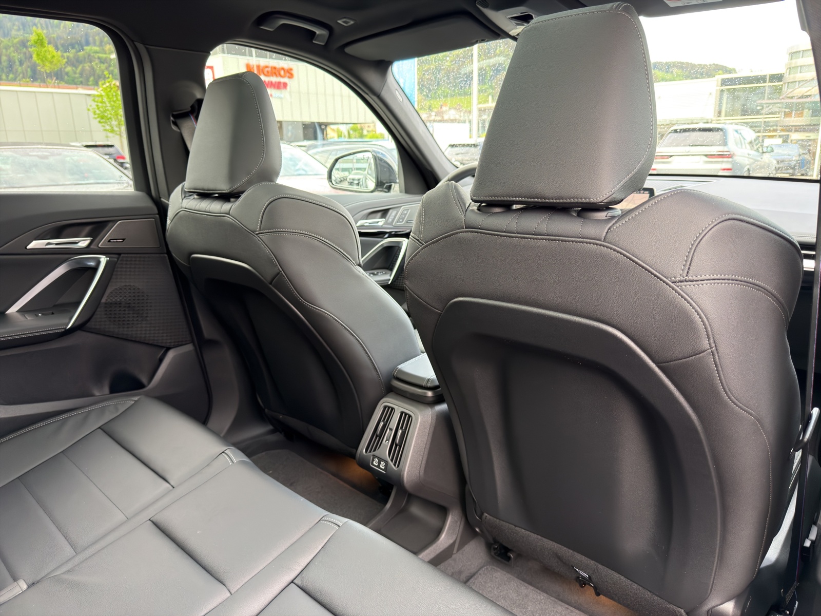 BMW X1 xDrive 30e M Sport Pro-image-19