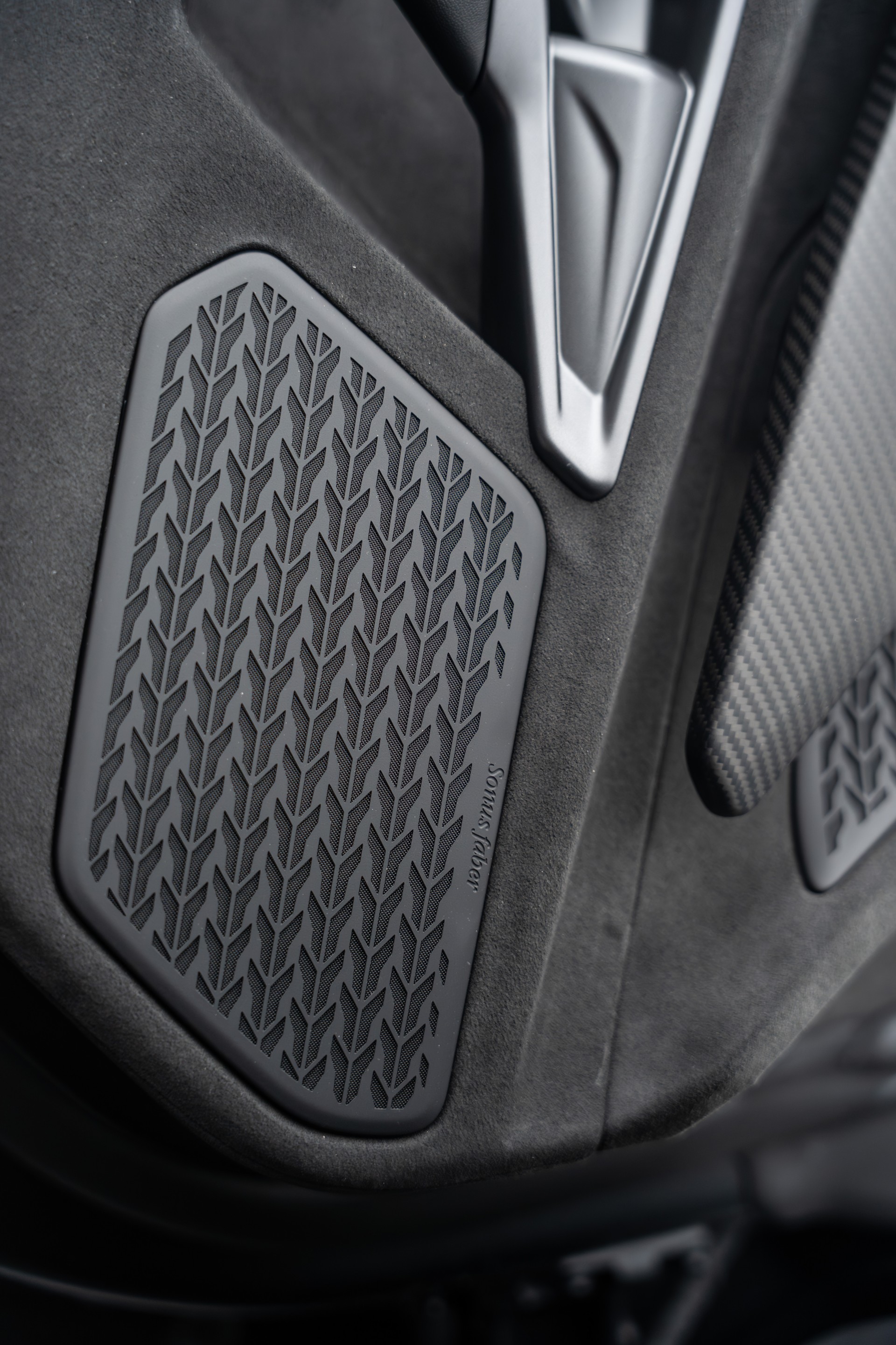 LAMBORGHINI Revuelto HPEV-image-15