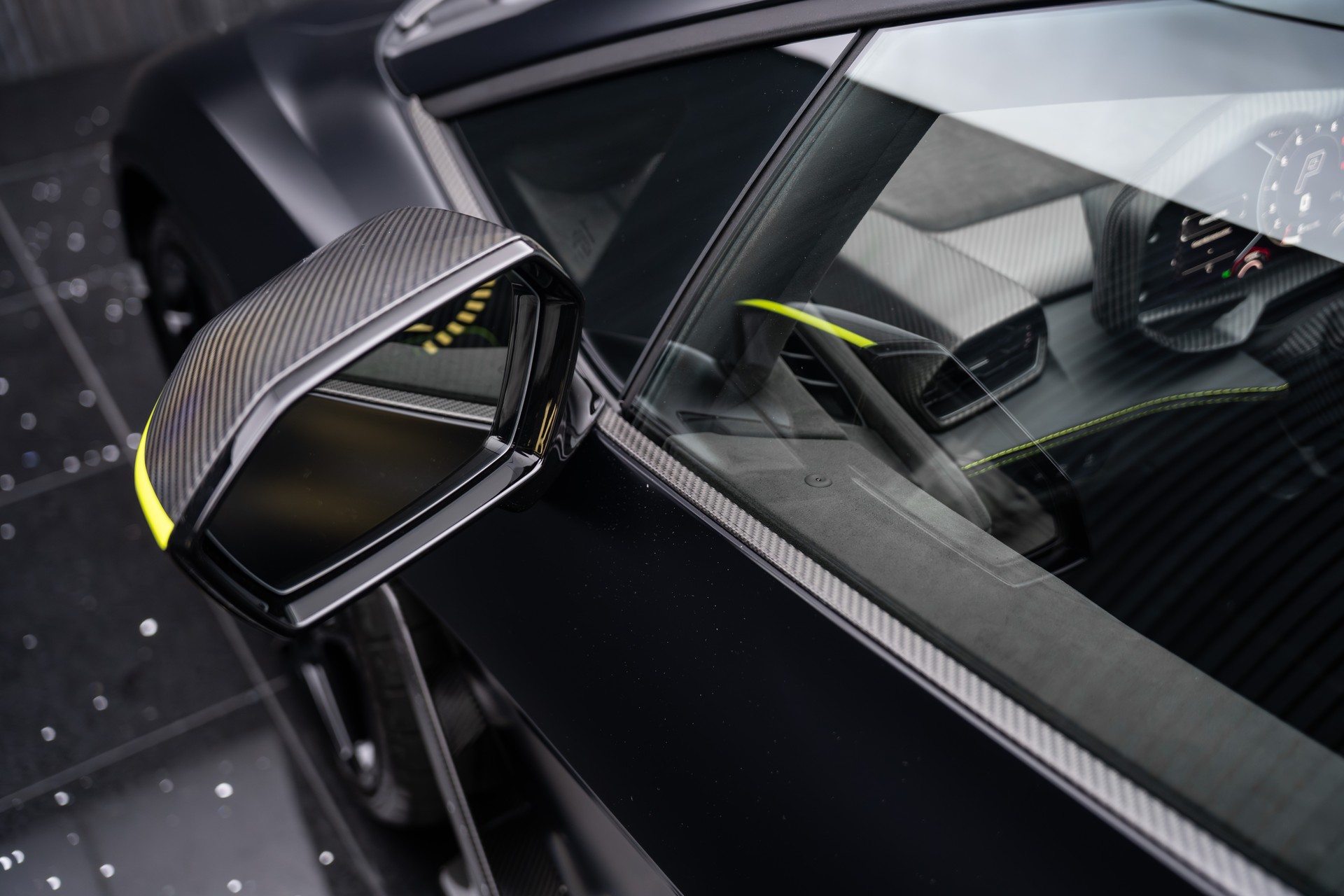 LAMBORGHINI Revuelto HPEV-image-21