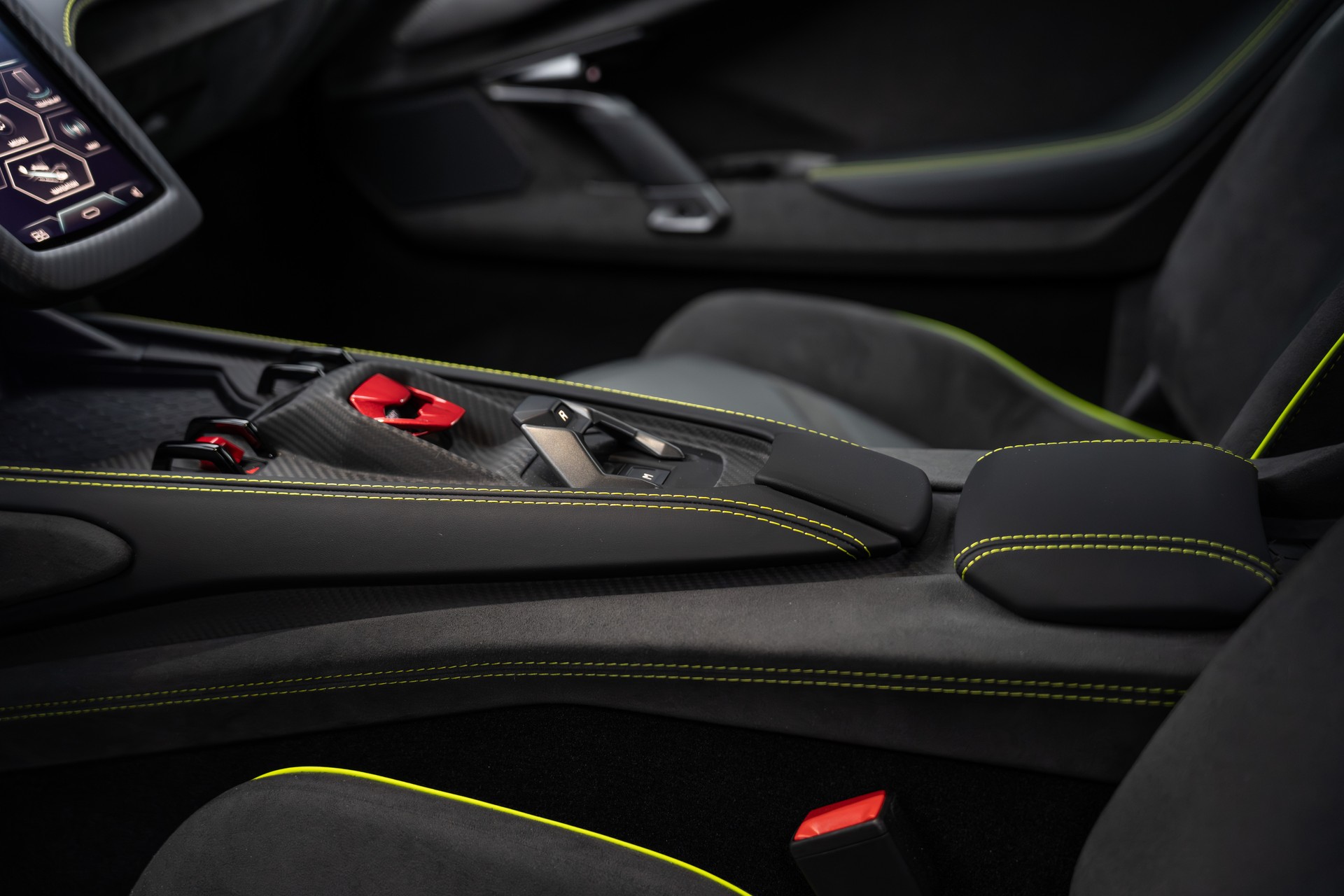LAMBORGHINI Revuelto HPEV-image-7
