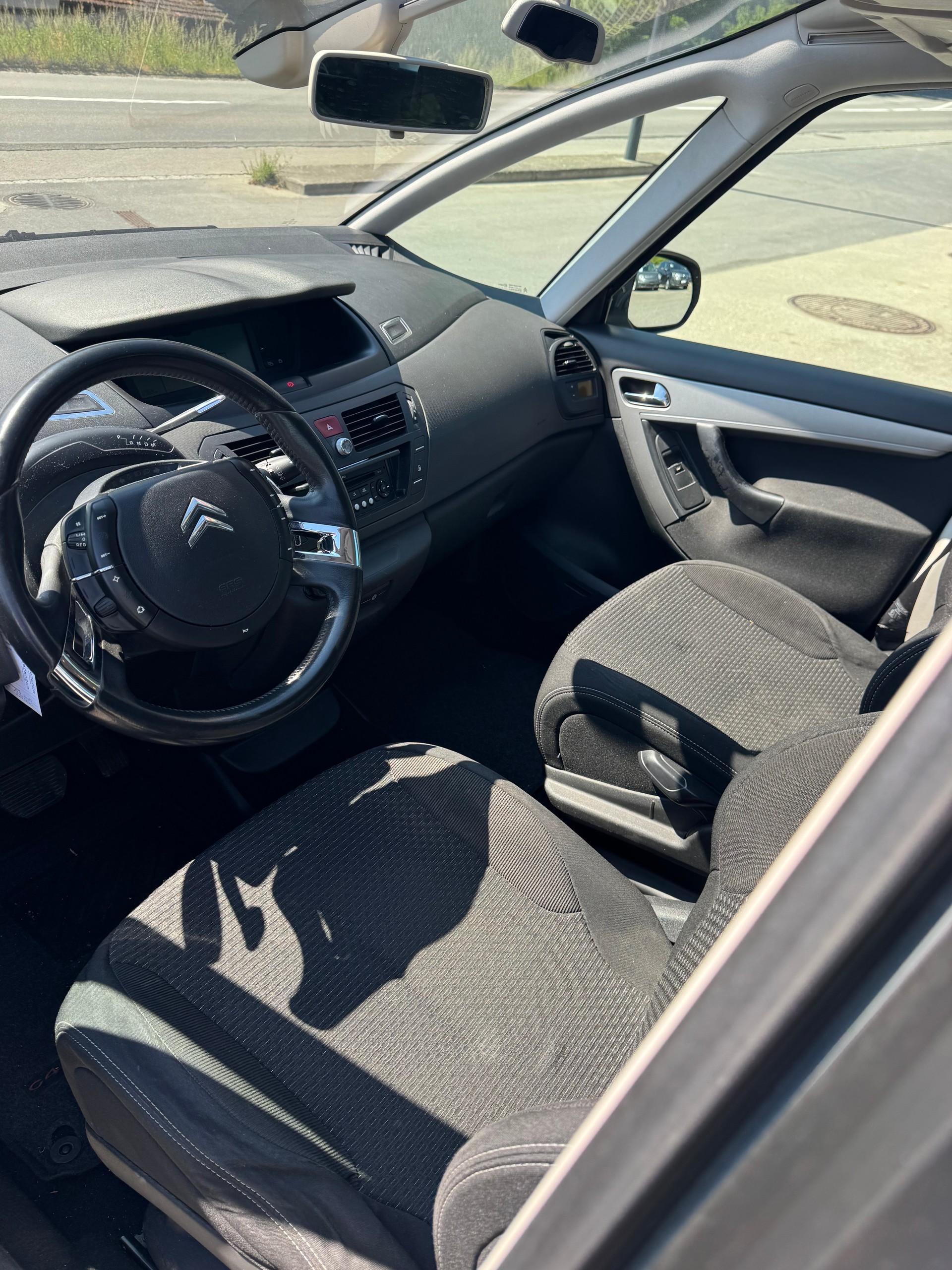CITROEN Grand C4 Picasso 2.0 HDI Exclusive Automatic-image-4