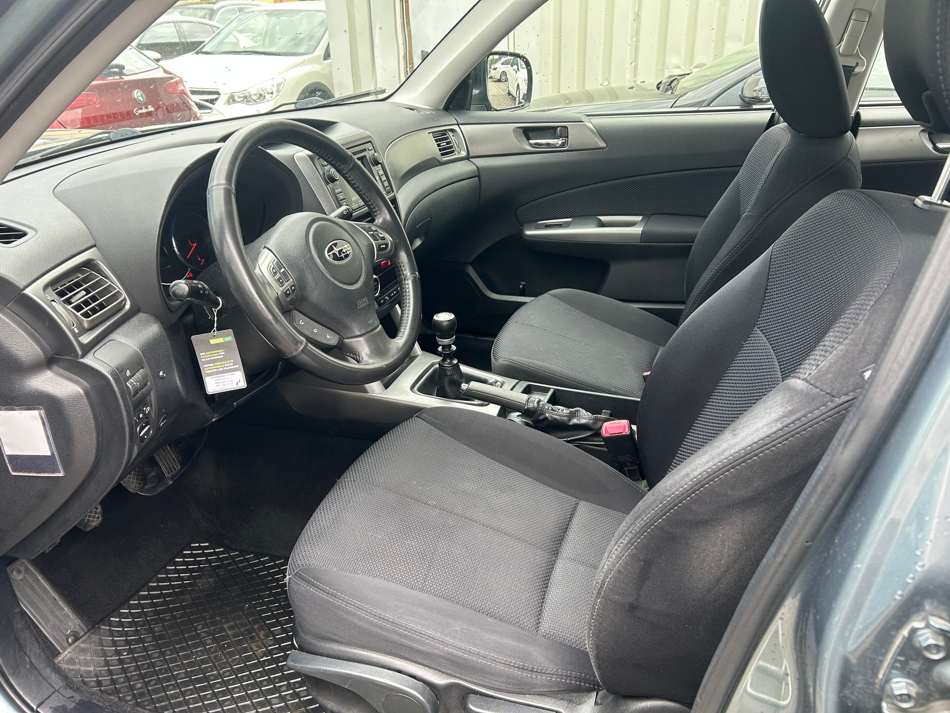 SUBARU Forester 2.0D X Swiss-image-7