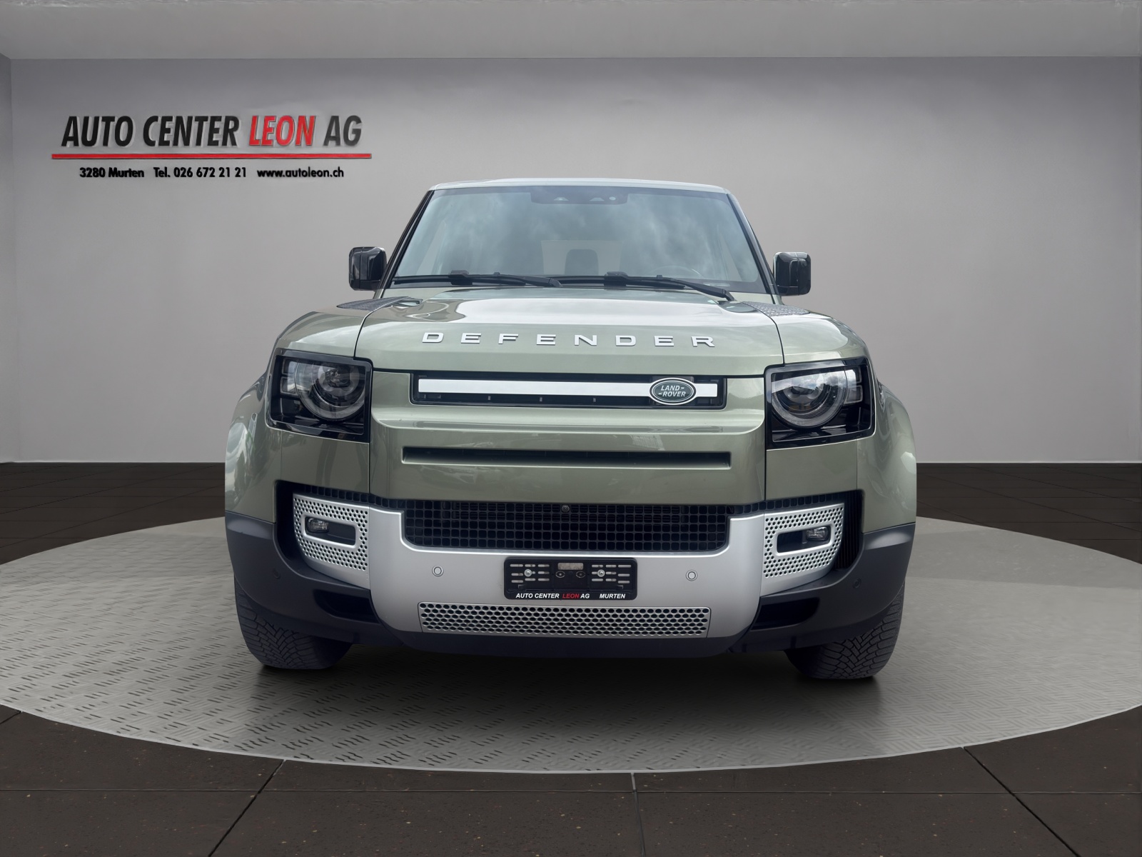 LAND ROVER Defender 90 3.0D I6 250 SE AT8