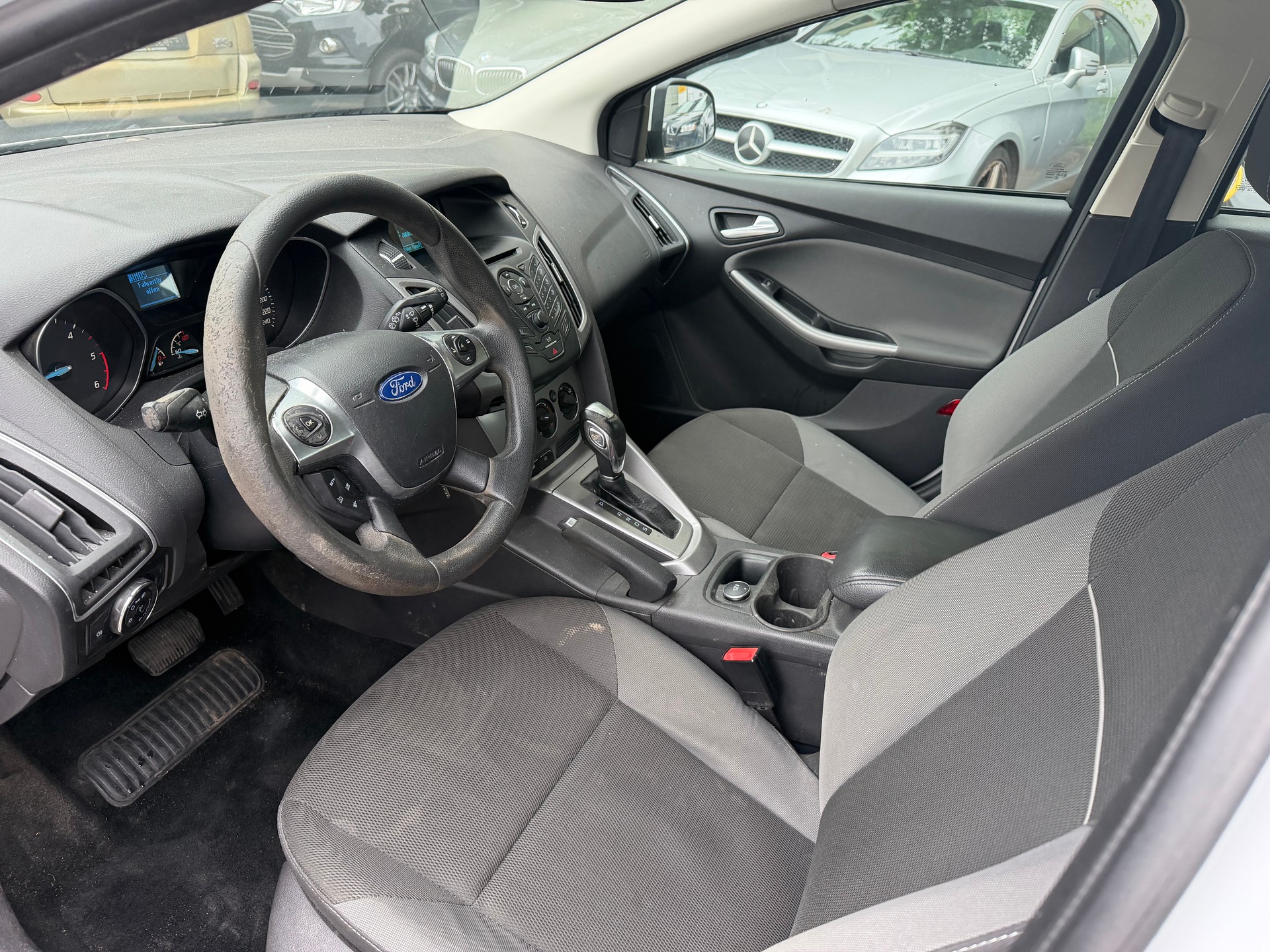 FORD Focus 2.0 TDCi Trend PowerShift-image-10