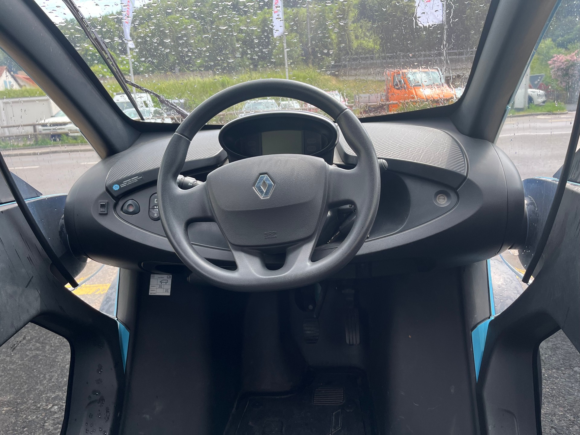 RENAULT Twizy Z.E. FP Life (incl. Battery)-image-3