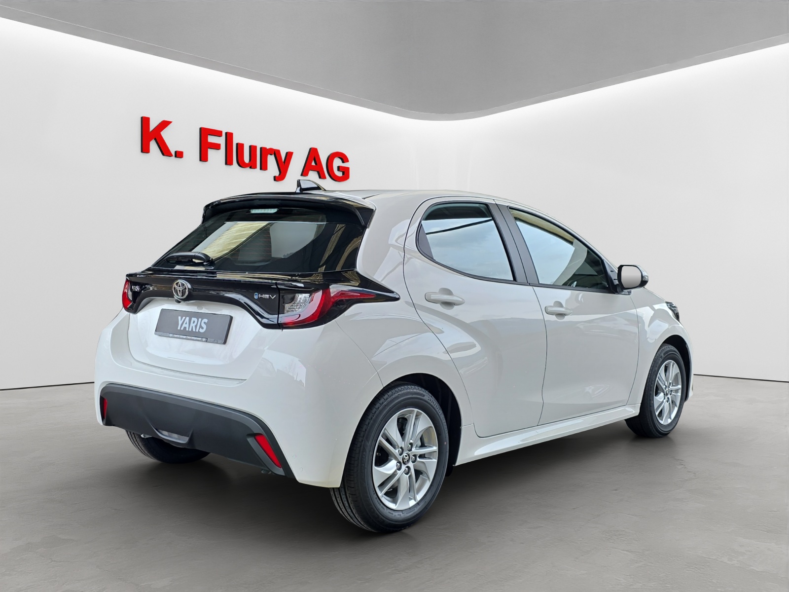 TOYOTA Yaris 1.5 VVT-i HSD Comfort-image-4