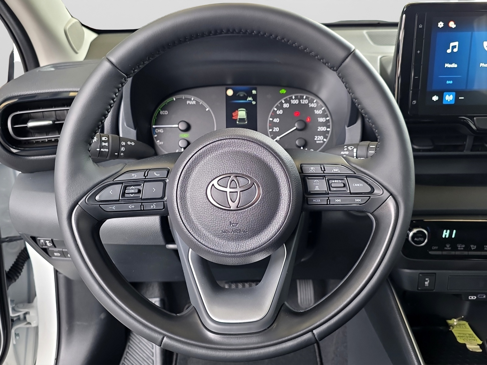 TOYOTA Yaris 1.5 VVT-i HSD Comfort-image-9