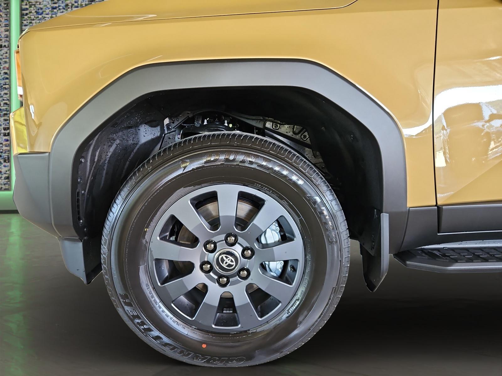 TOYOTA Land Cruiser 2.8 D 230 First Edition-image-5