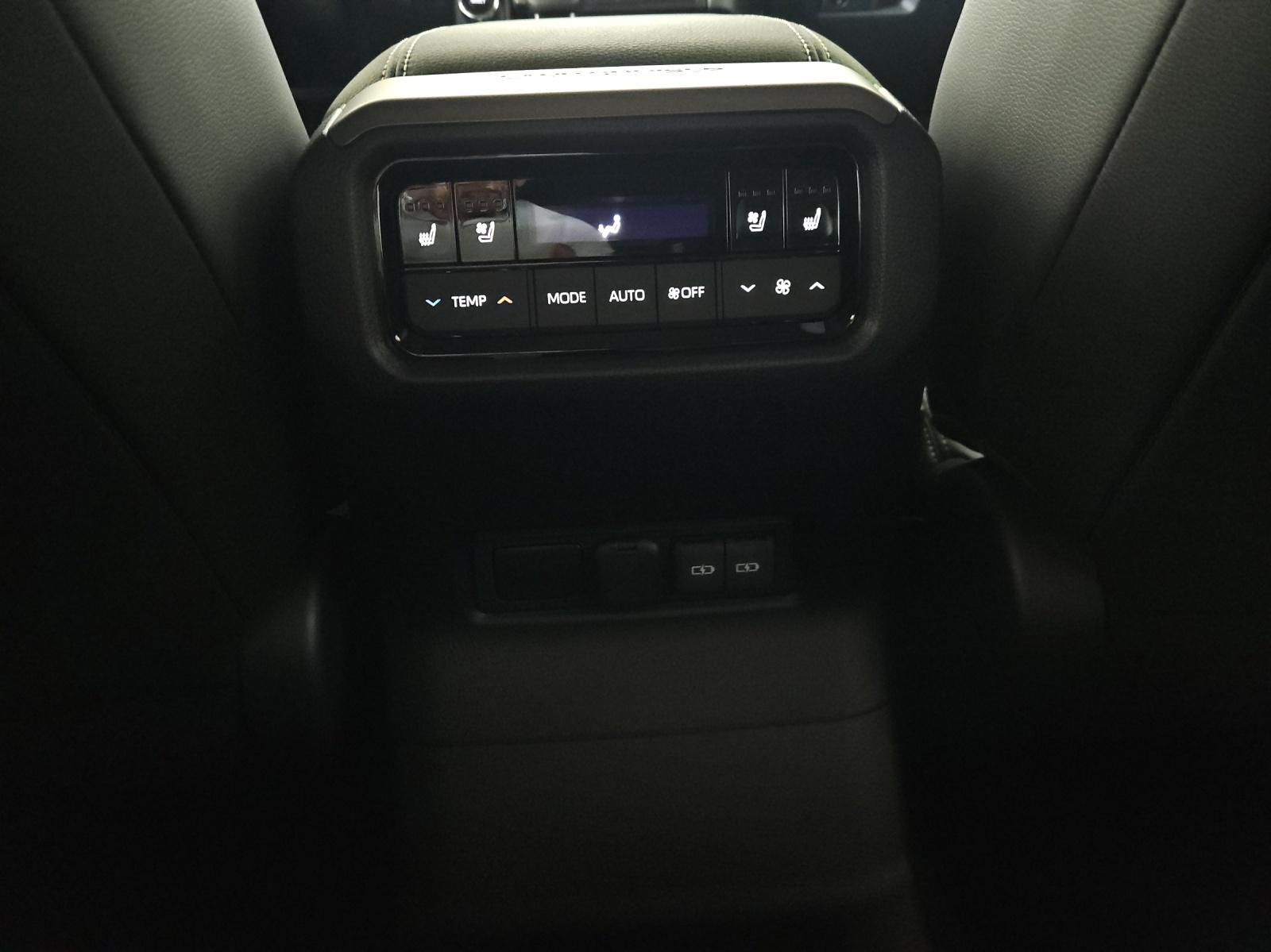 TOYOTA Land Cruiser 2.8 D 230 First Edition-image-20