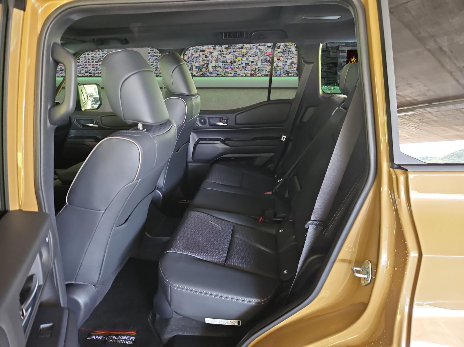 TOYOTA Land Cruiser 2.8 D 230 First Edition-image-10