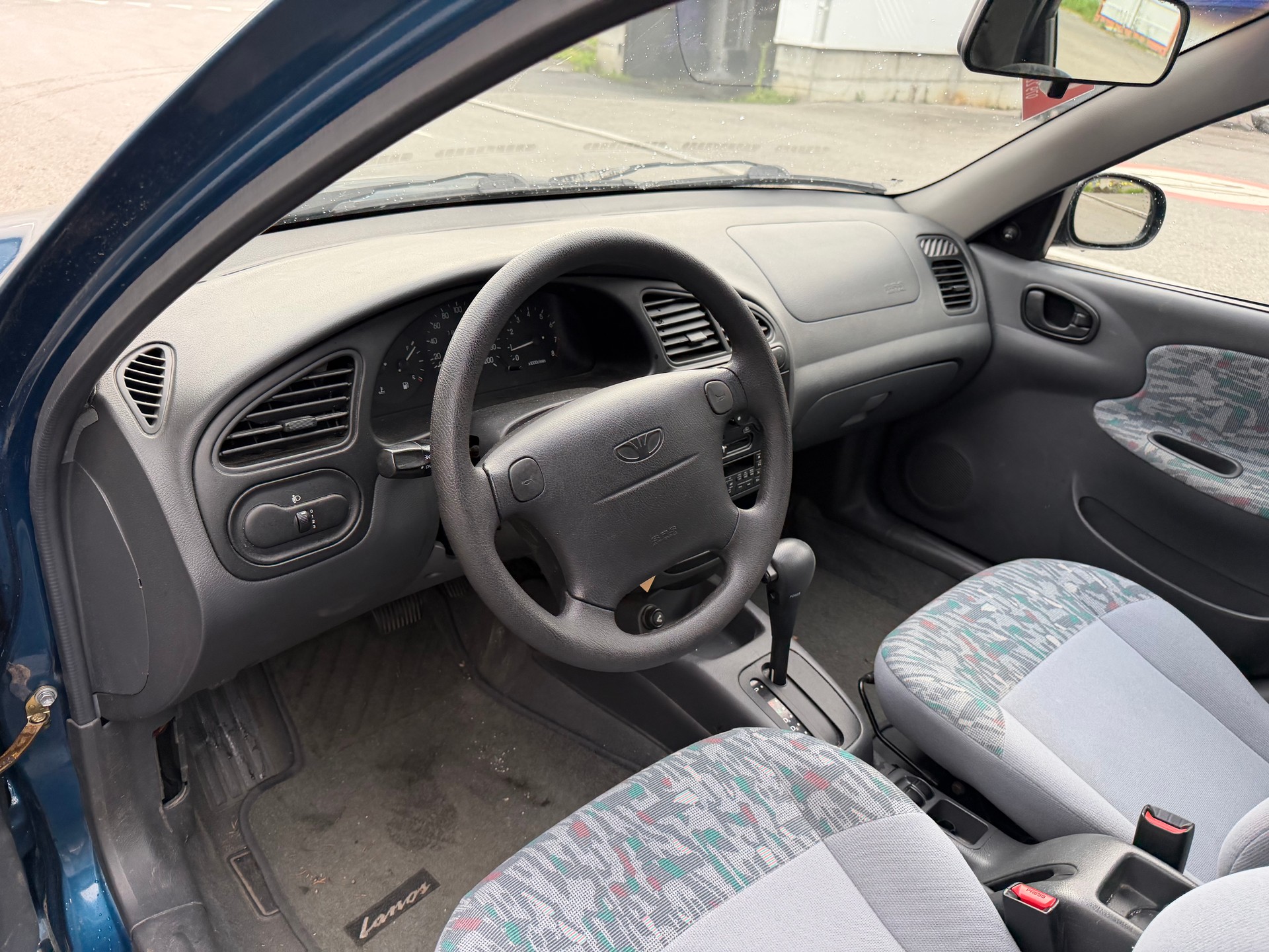 DAEWOO Lanos 1500i SE-image-26