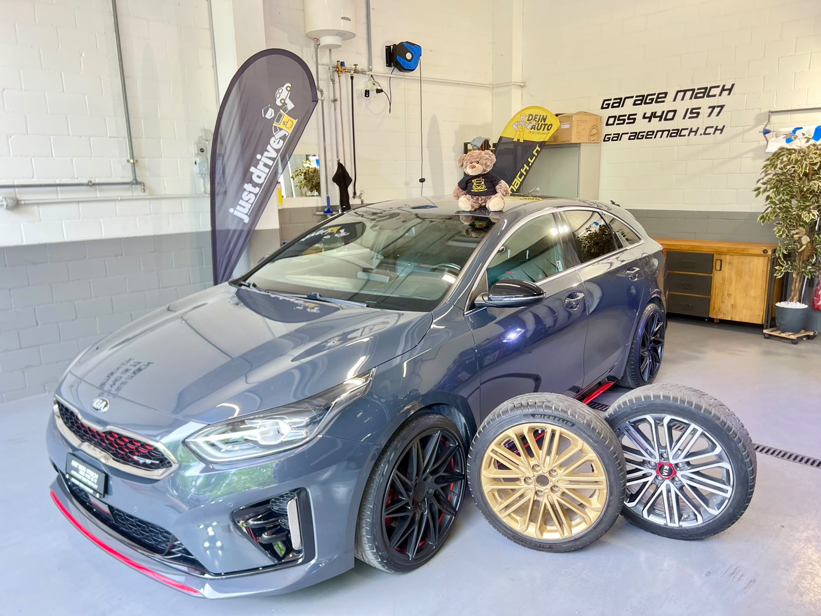 KIA ProCeed 1.6 T-GDi GT DCT ✅