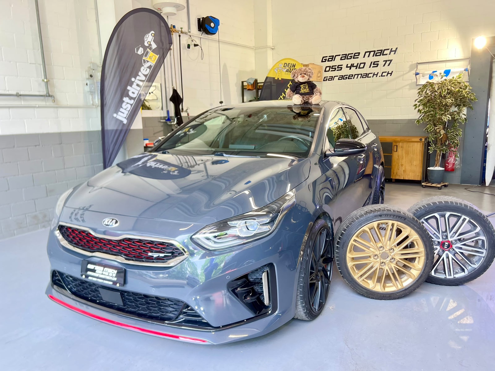 KIA ProCeed 1.6 T-GDi GT DCT ✅-showroom-element-1