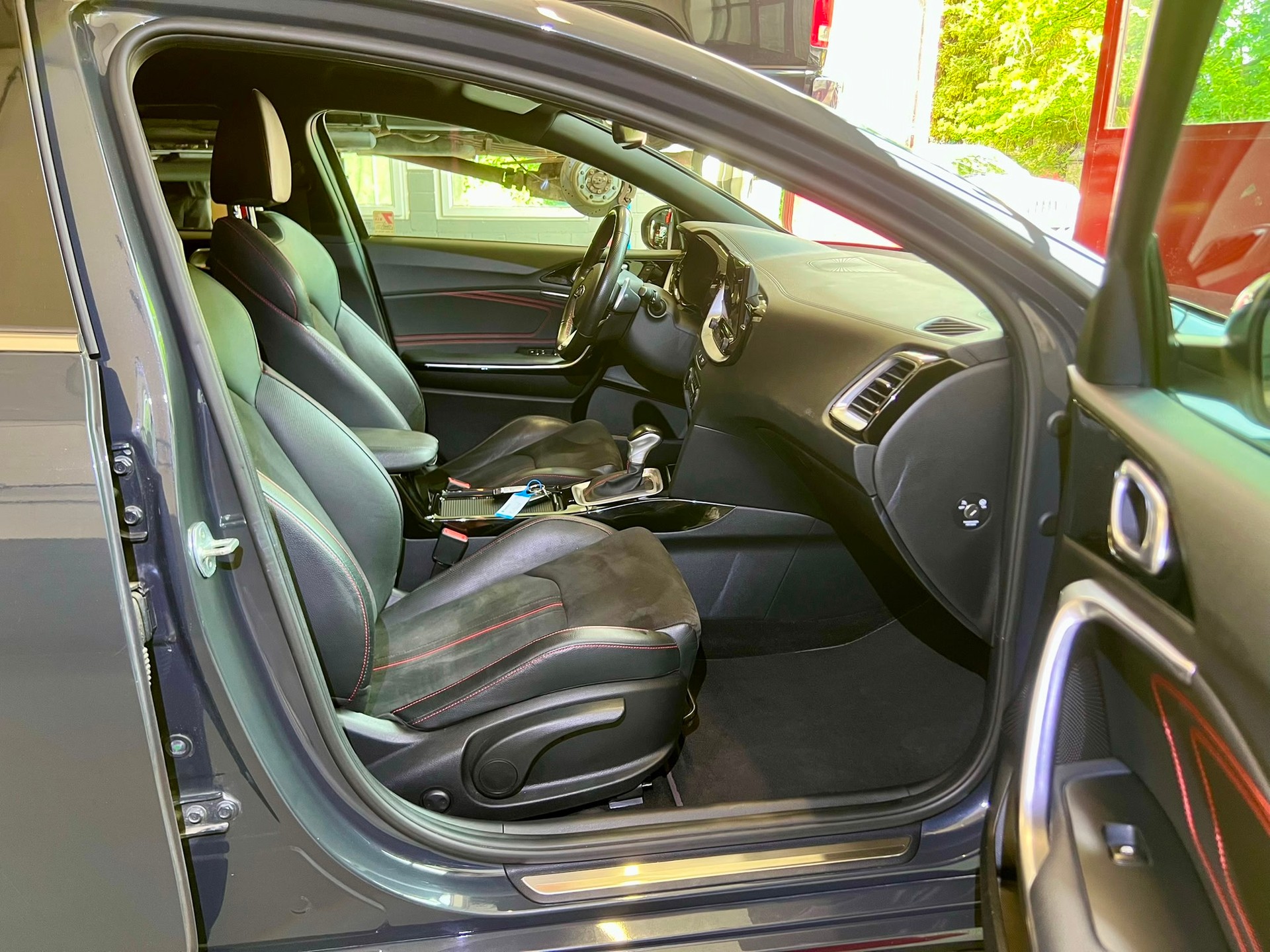 KIA ProCeed 1.6 T-GDi GT DCT ✅-image-11