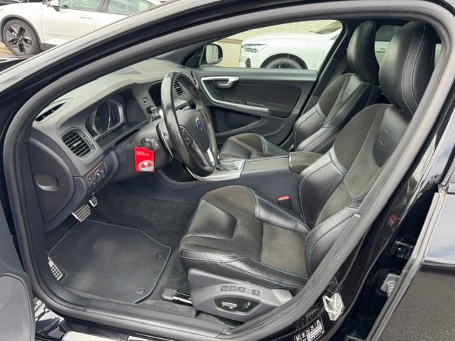 VOLVO S60 3.0 T6 Polestar AWD-image-9