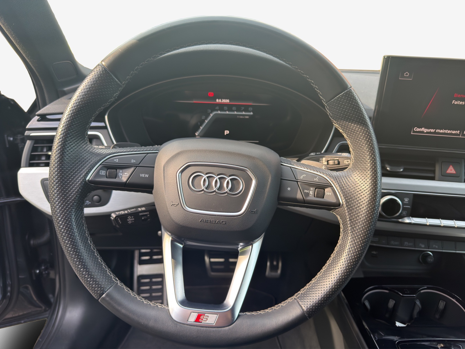 AUDI A4 Avant 45 TFSI S line S-tronic quattro-image-9