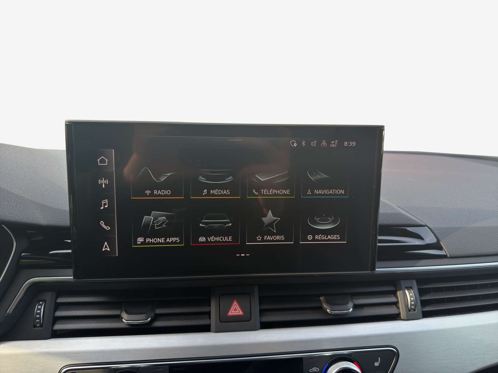 AUDI A4 Avant 45 TFSI S line S-tronic quattro-image-13