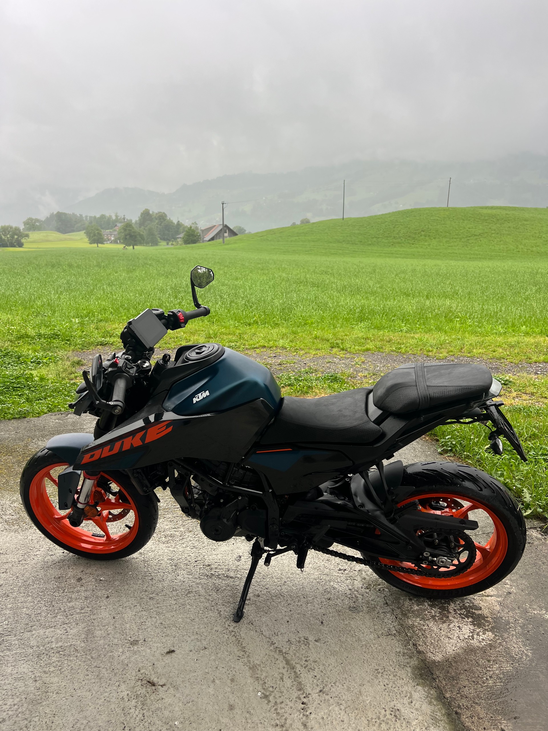KTM 125 Duke-image-5