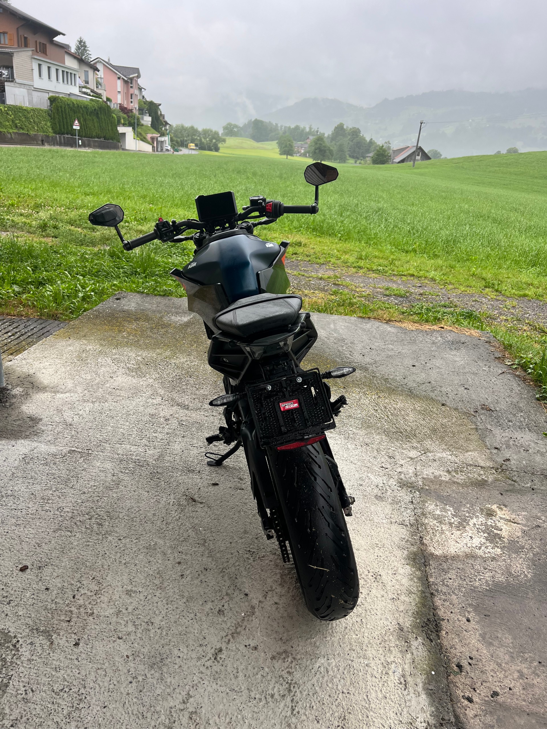 KTM 125 Duke-image-4
