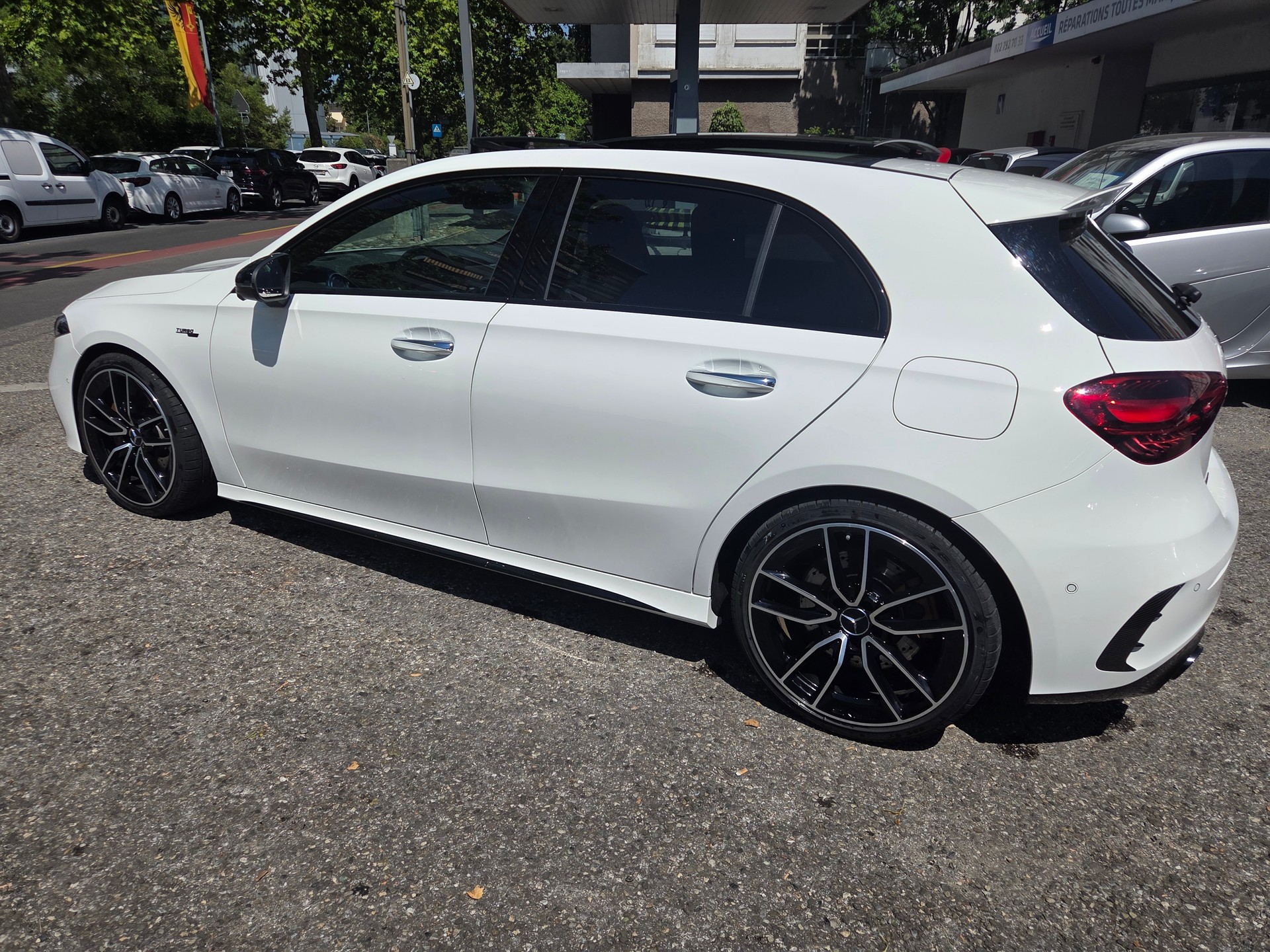 MERCEDES-BENZ A AMG 35 4Matic 8G-DCT-image-1