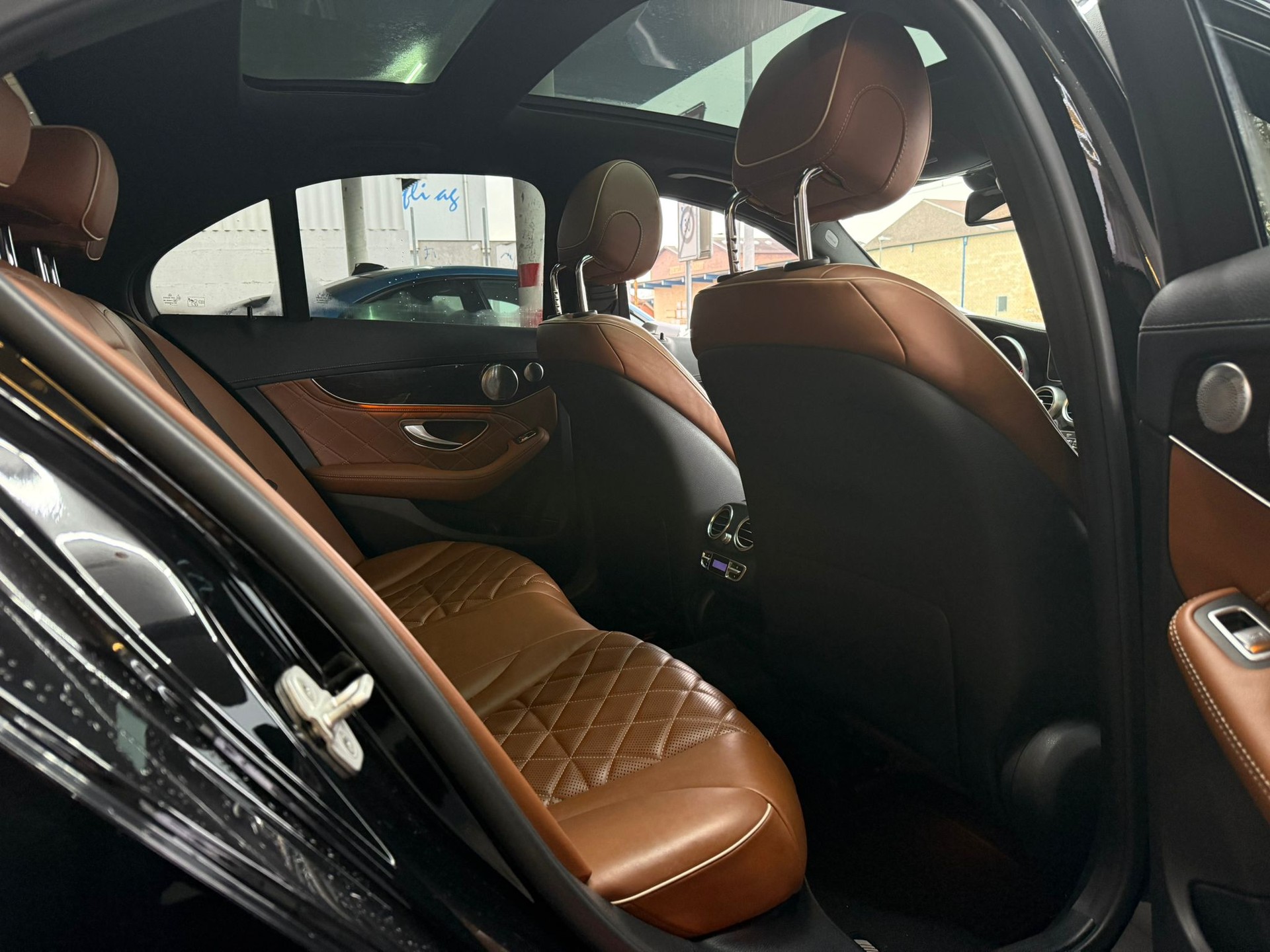 MERCEDES-BENZ C 63 S AMG Speedshift-image-21