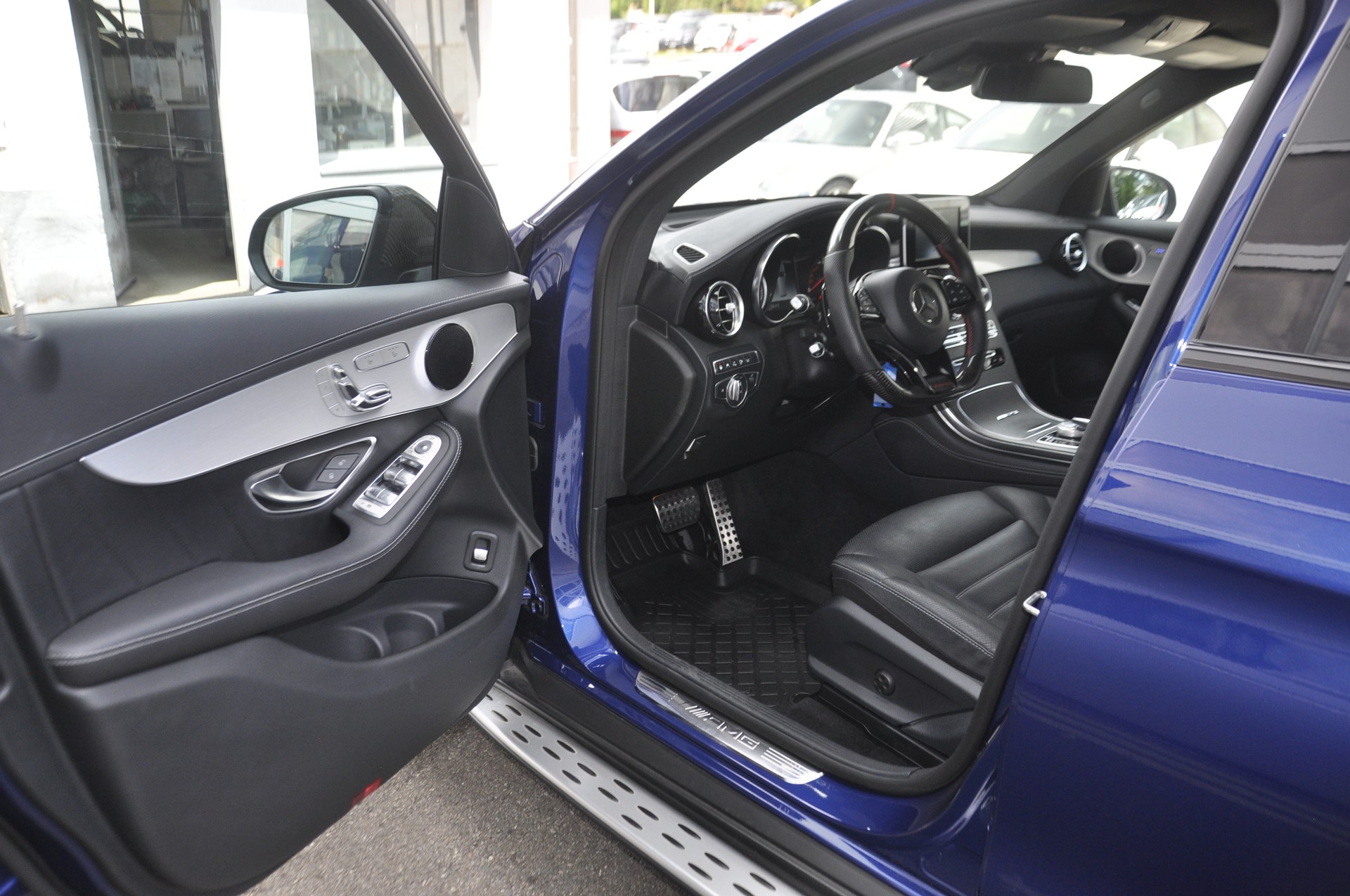 MERCEDES-BENZ GLC 43 AMG 4Matic 9G-Tronic I Anhängerkupplung-image-9