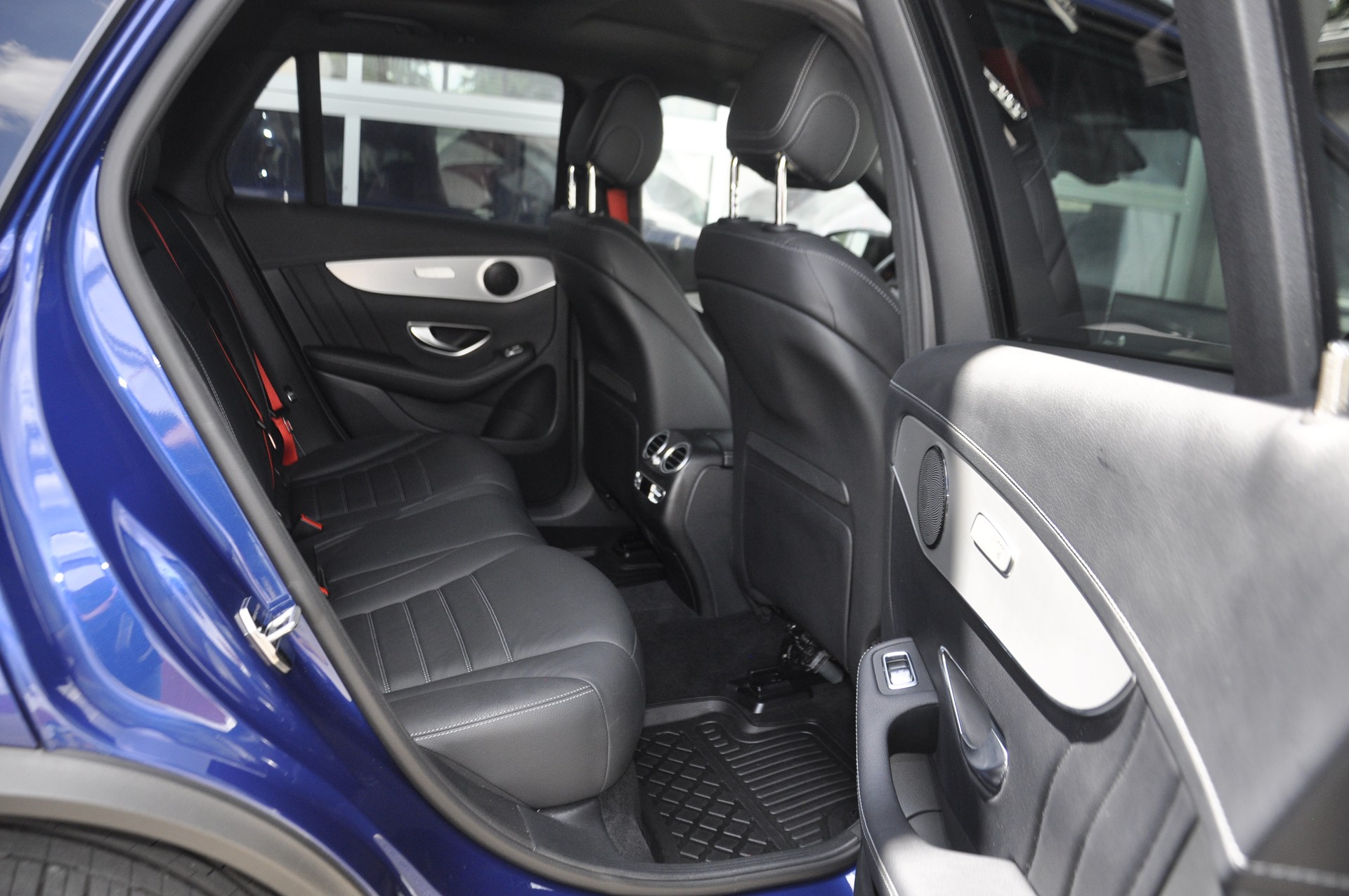 MERCEDES-BENZ GLC 43 AMG 4Matic 9G-Tronic I Anhängerkupplung-image-6