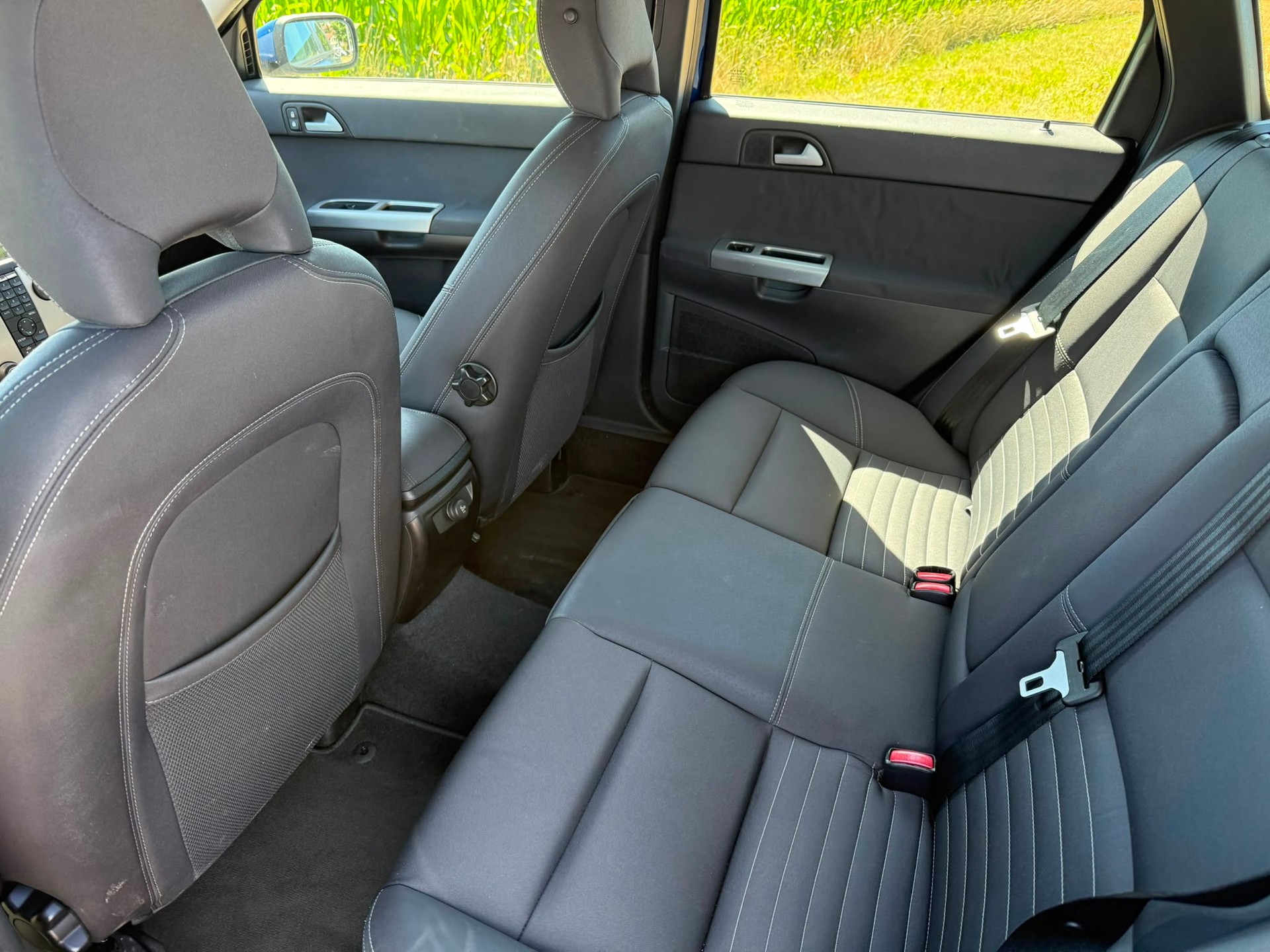 VOLVO V50 1.8-image-10