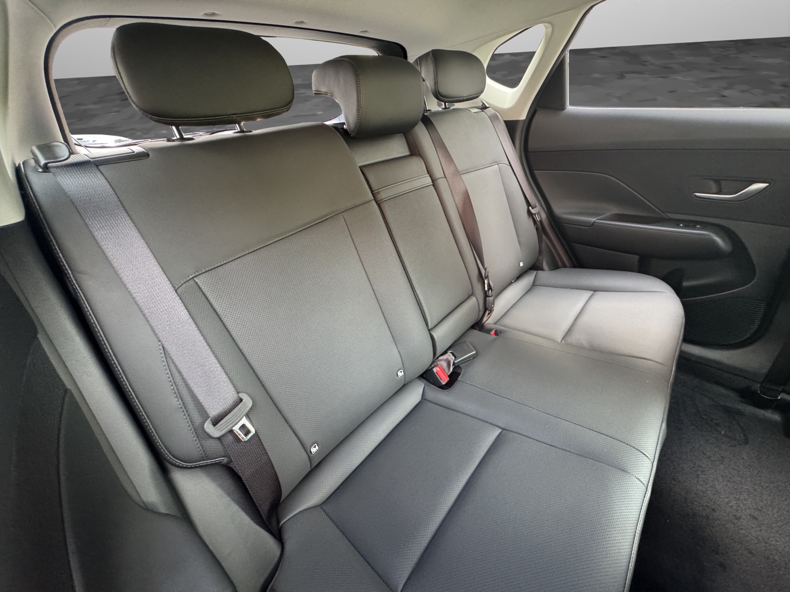 HYUNDAI Kona 1.6 GDi Hybrid Vertex Swiss Edition MY26-image-12