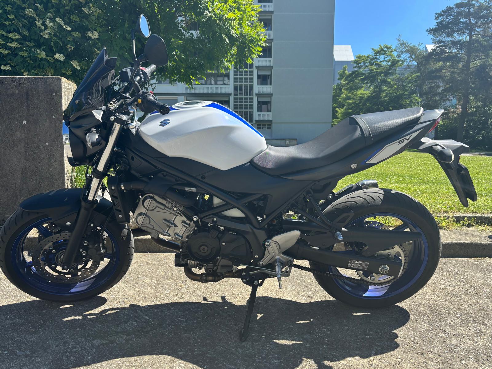 SUZUKI SV 650 ABS L6-image-2