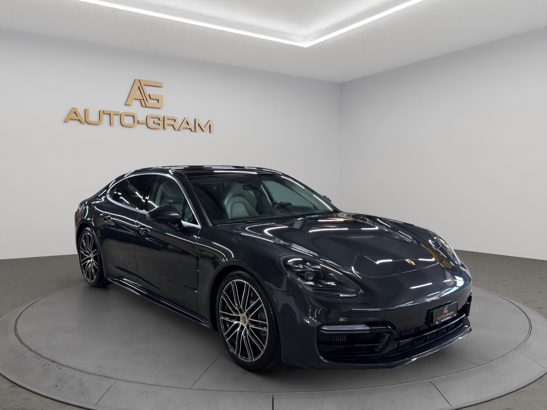PORSCHE Panamera 4 E-Hybrid PDK-image-6