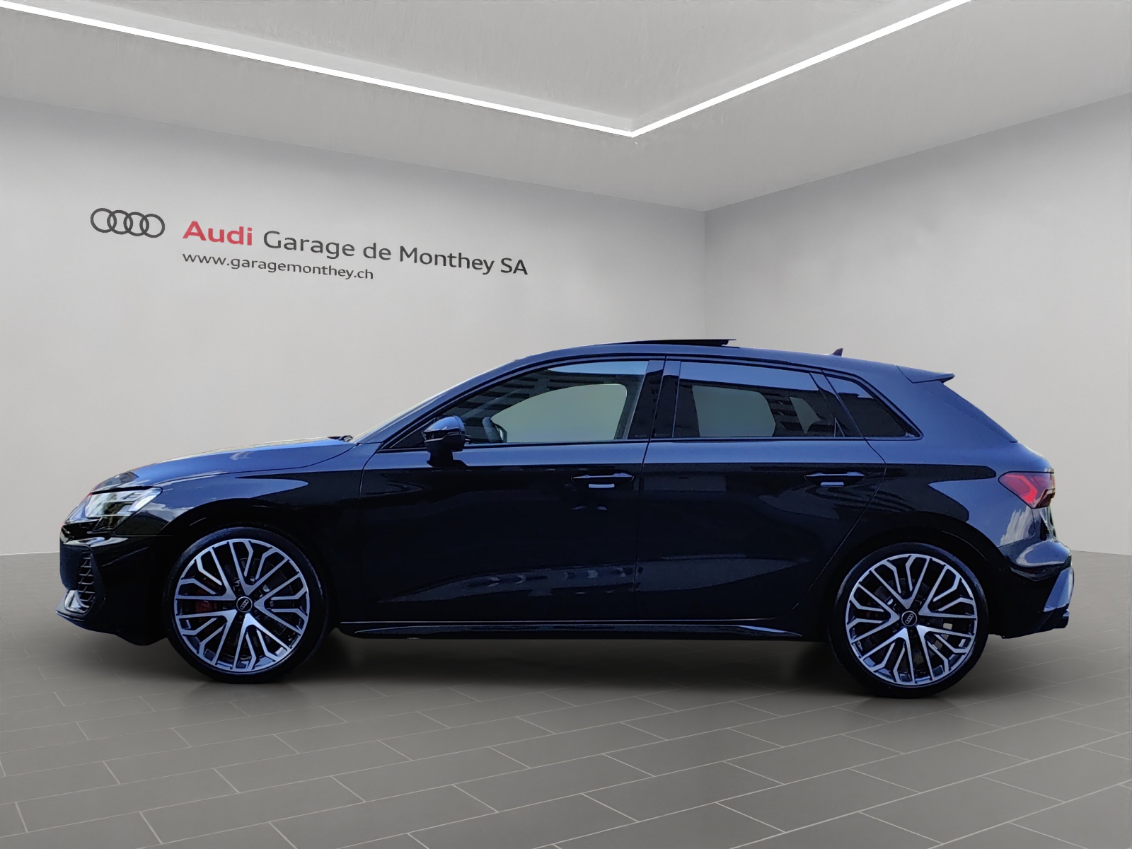 AUDI S3 Sportback TFSI quattro S-tronic-image-1