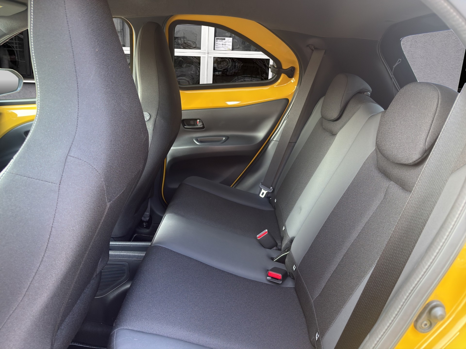TOYOTA Aygo X 1.5 VVT-i HSD GR Sport-image-18