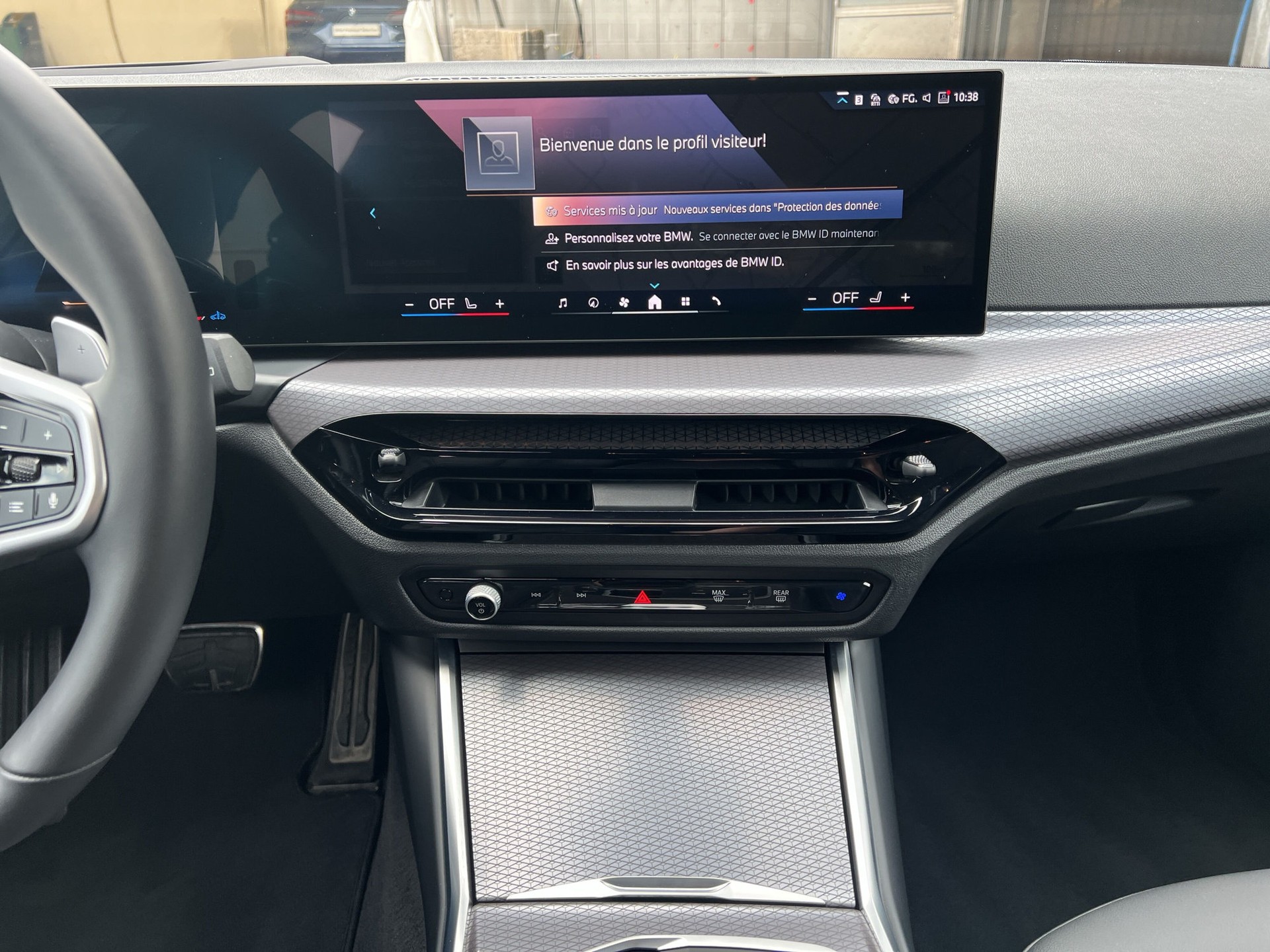 BMW 320d xDrive 48V Touring Steptronic M Sport-image-10