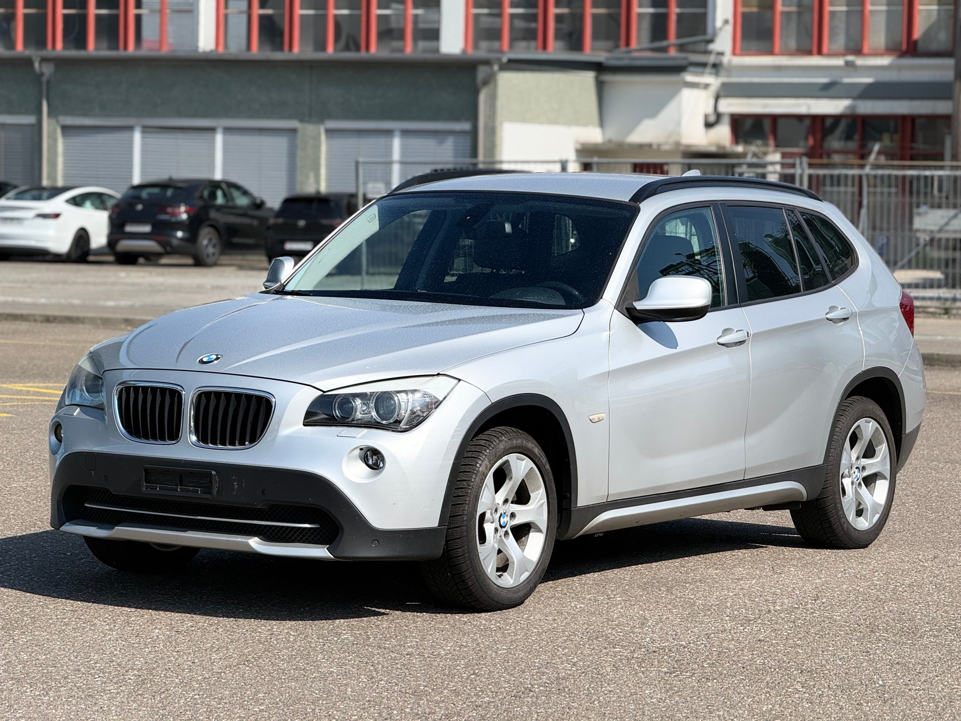 BMW X1 xDrive 20i Steptronic-image-10