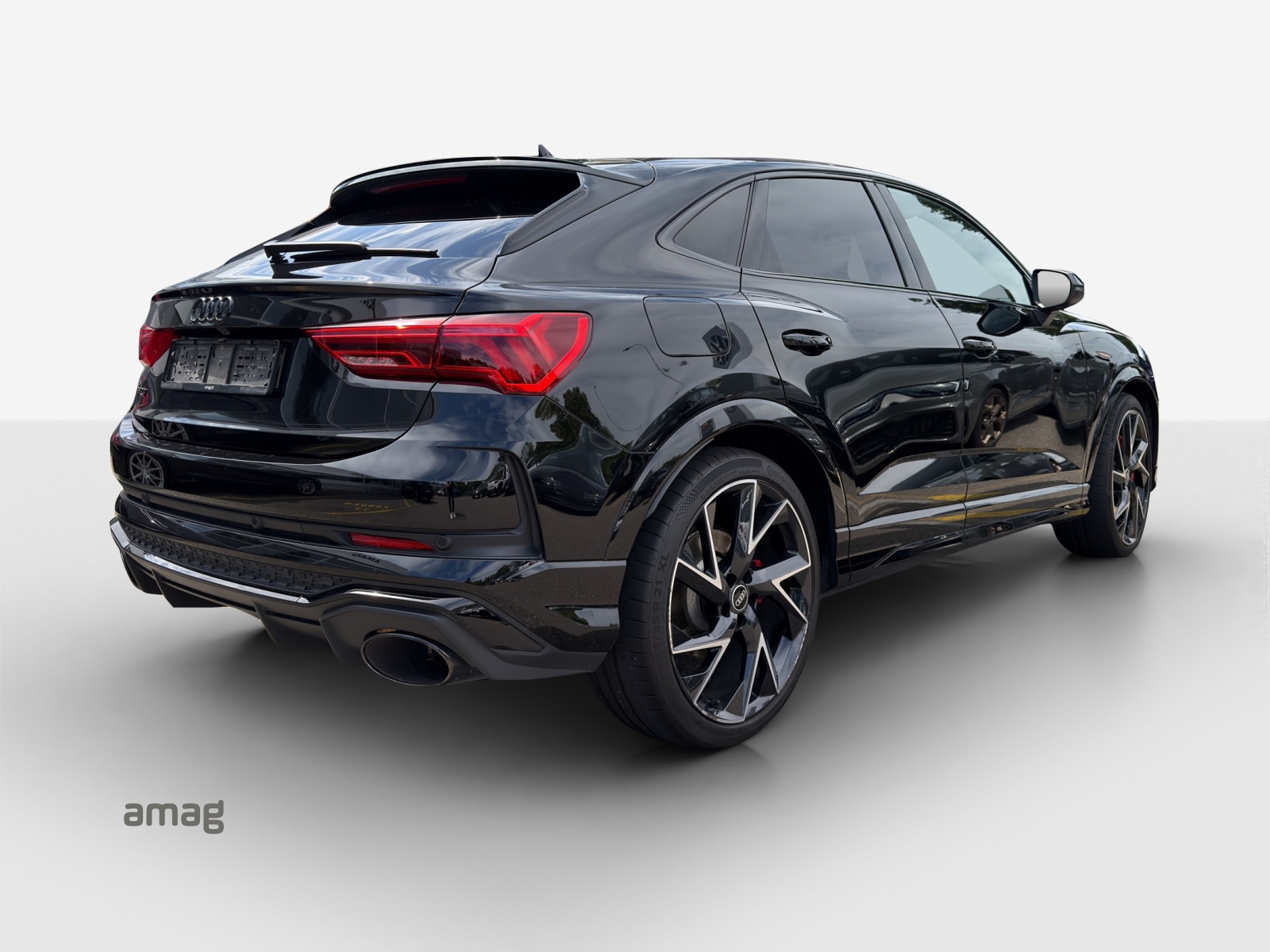 AUDI RS Q3 Sportback quattro S tronic-image-4