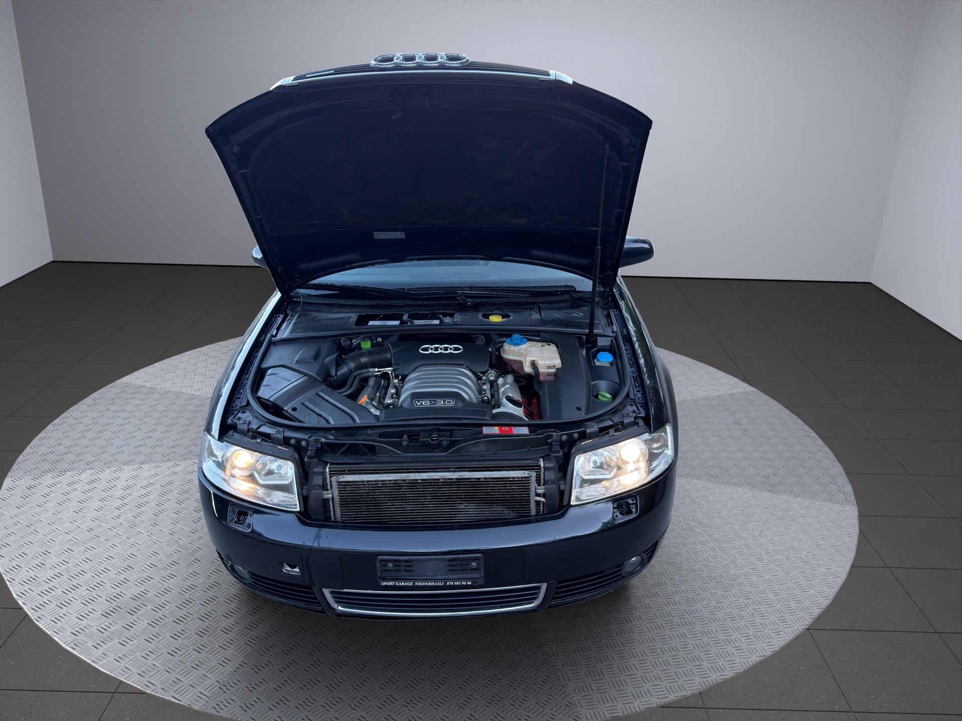 AUDI A4 Avant 3.0 V6 quattro-image-15