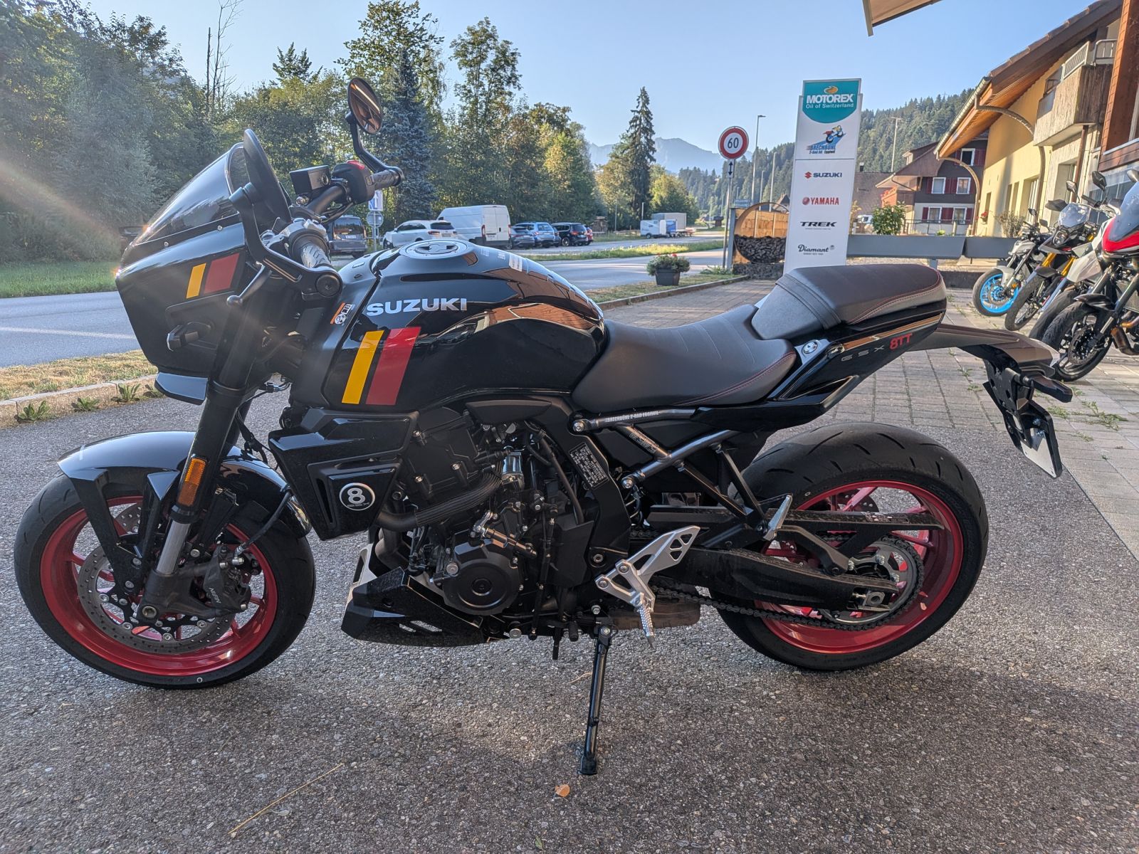 SUZUKI GSX 8TT-image-3
