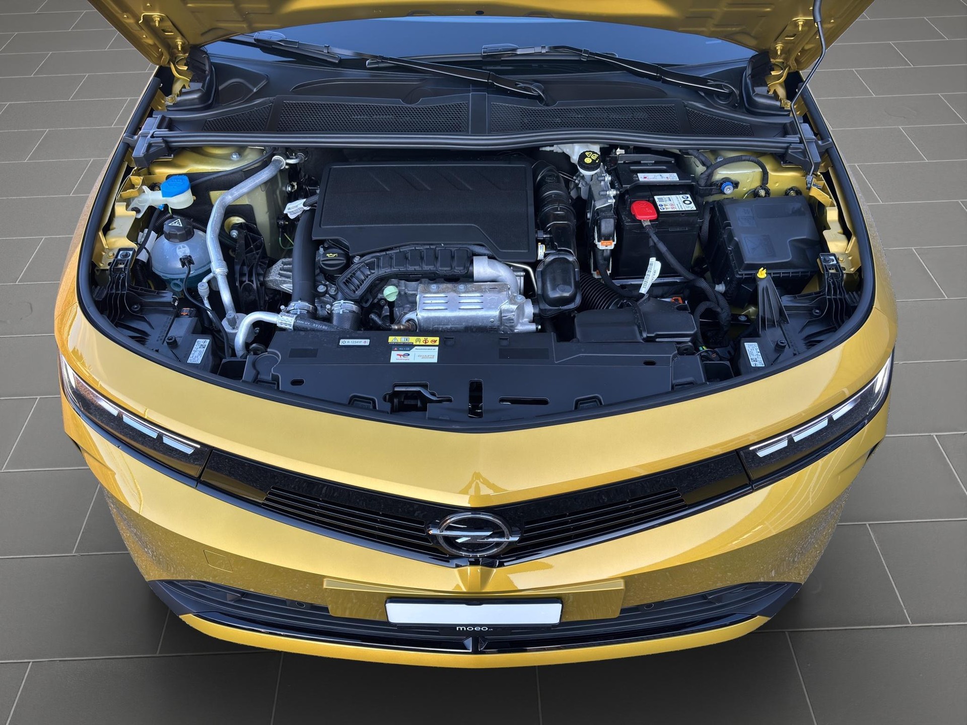 OPEL Astra 1.2 T 130 Edition-image-22
