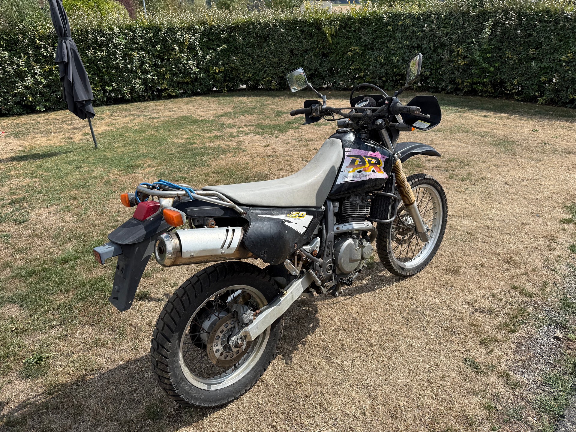SUZUKI DR 650 SE-image-1