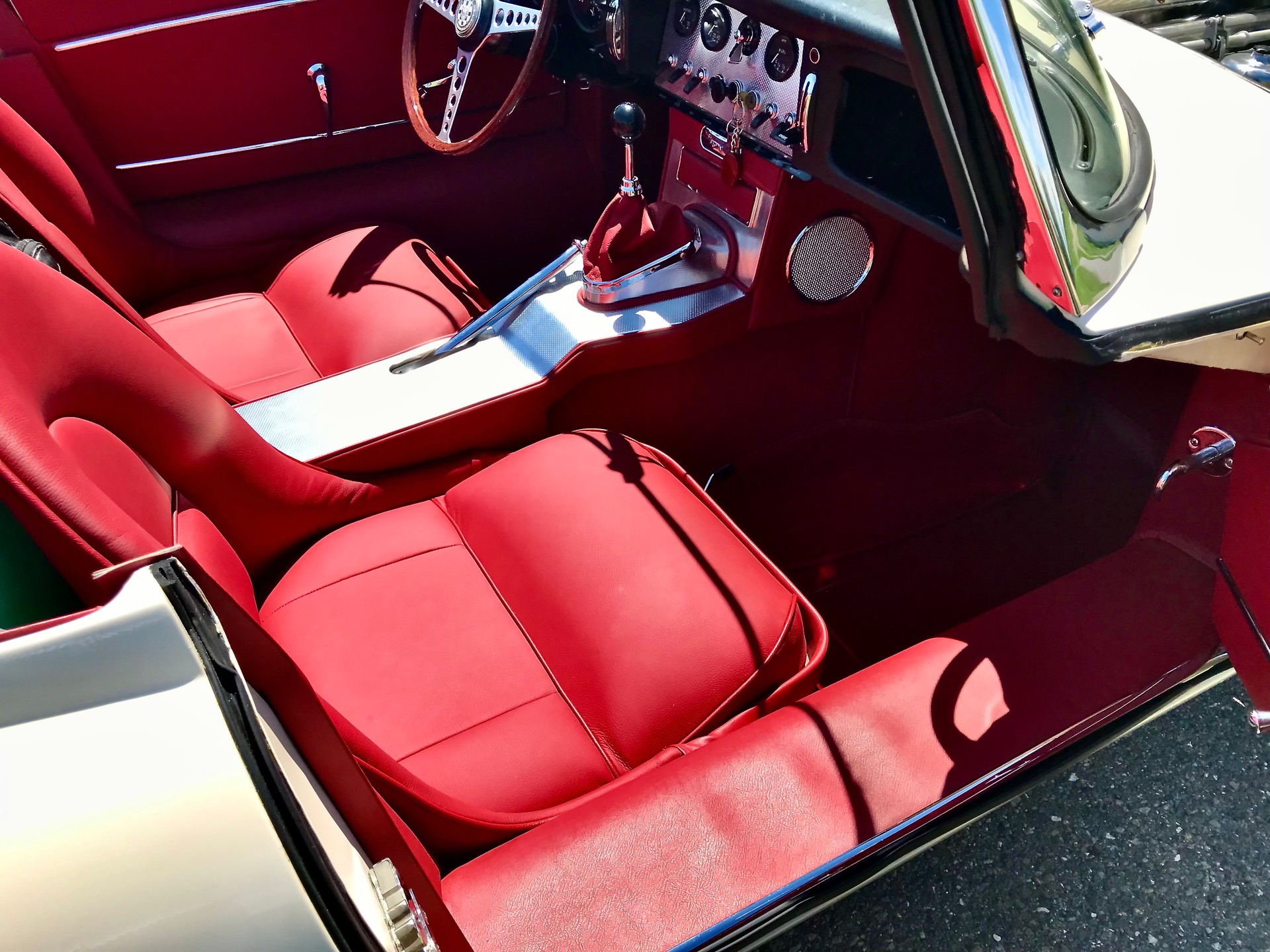 JAGUAR E Type S1 3.8 Cabriolet-image-8