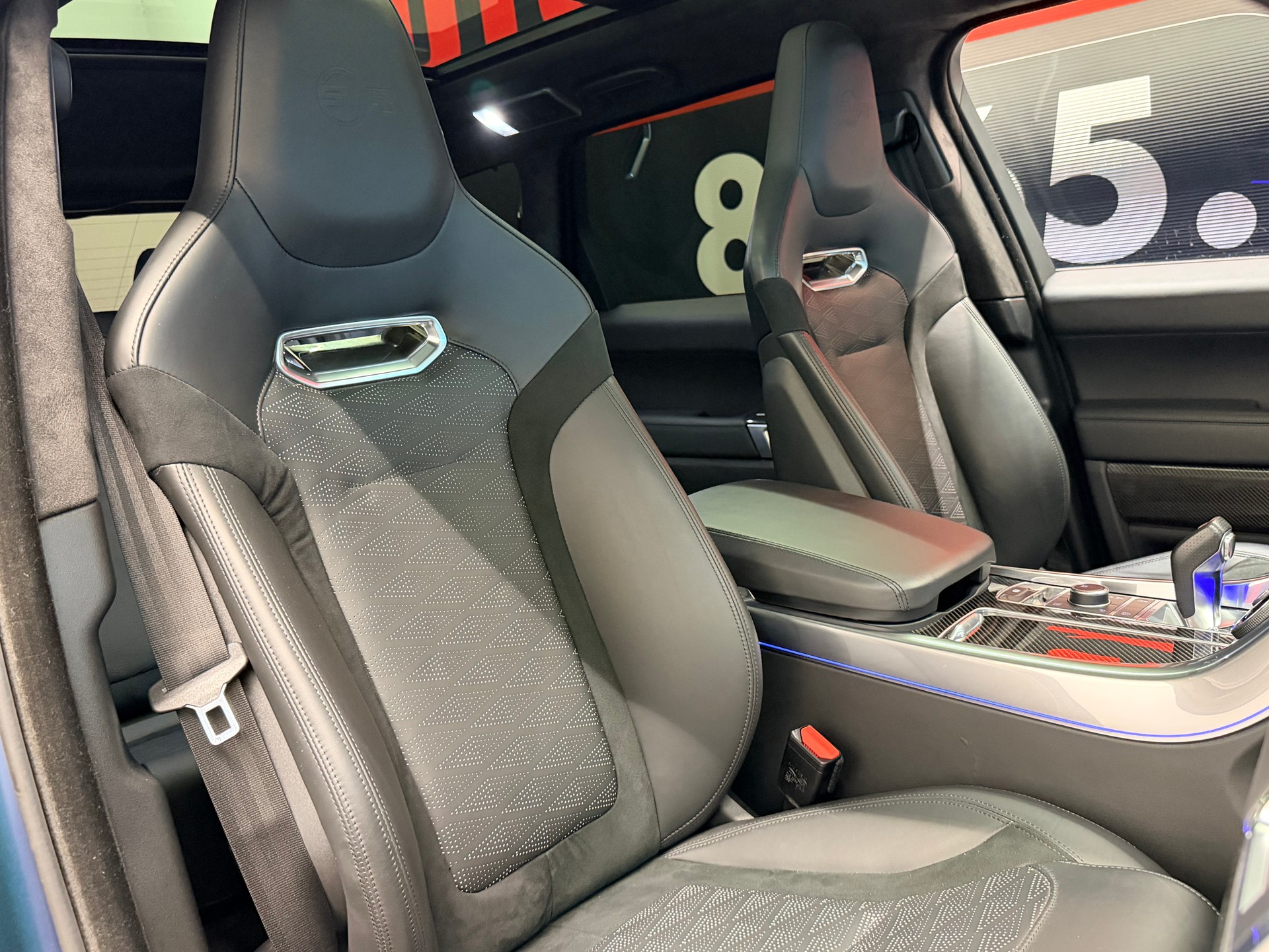 LAND ROVER Range Rover Sport 5.0 V8 S/C SVR Automatic-image-24