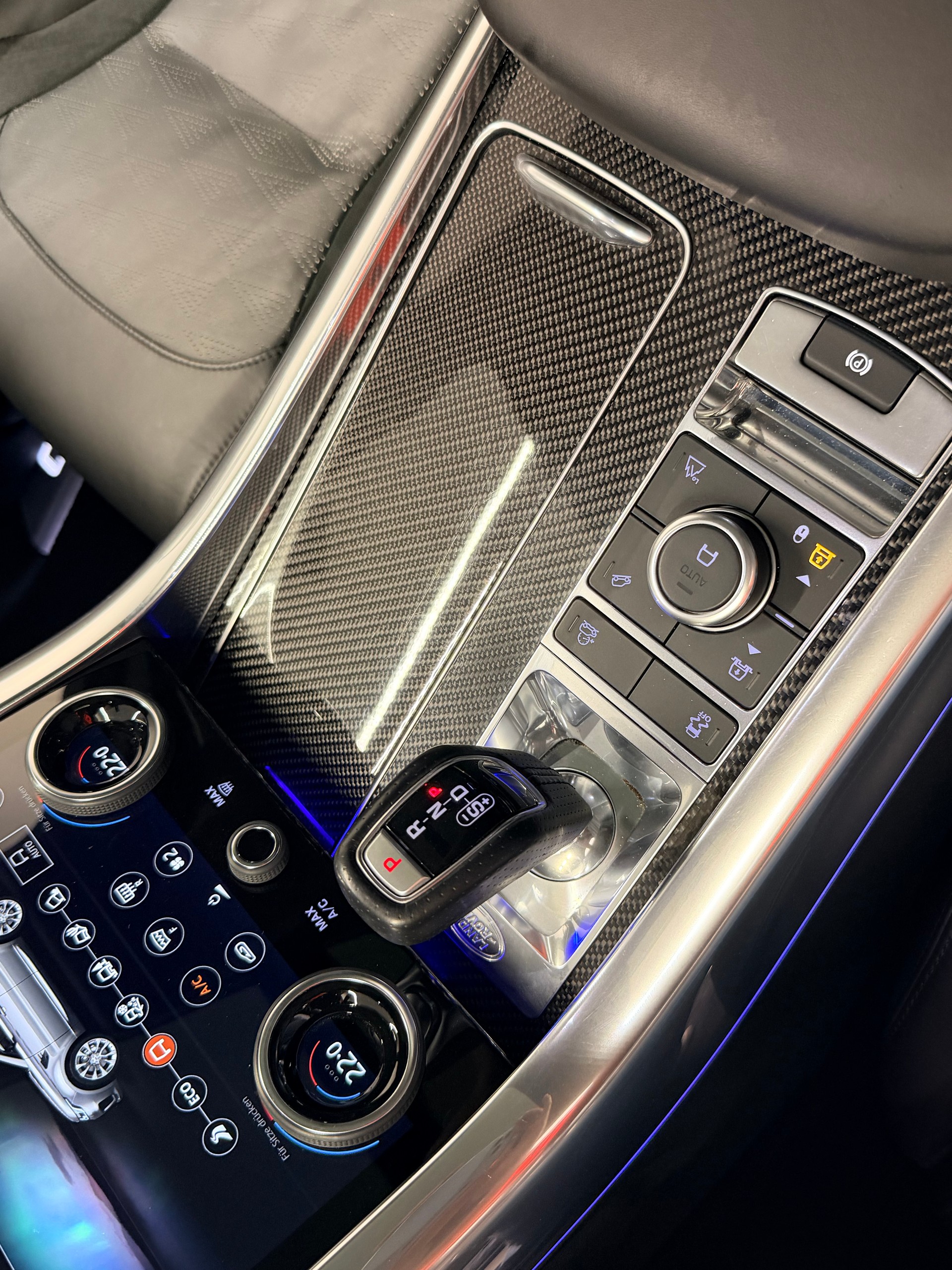 LAND ROVER Range Rover Sport 5.0 V8 S/C SVR Automatic-image-25