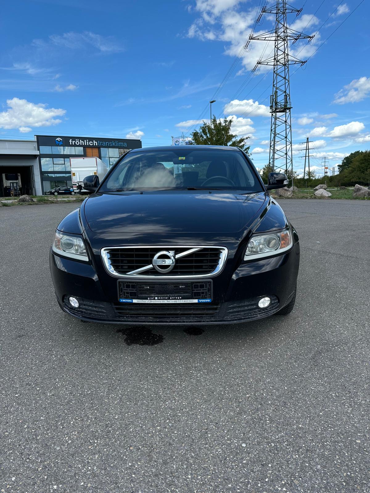 VOLVO S40-image-10