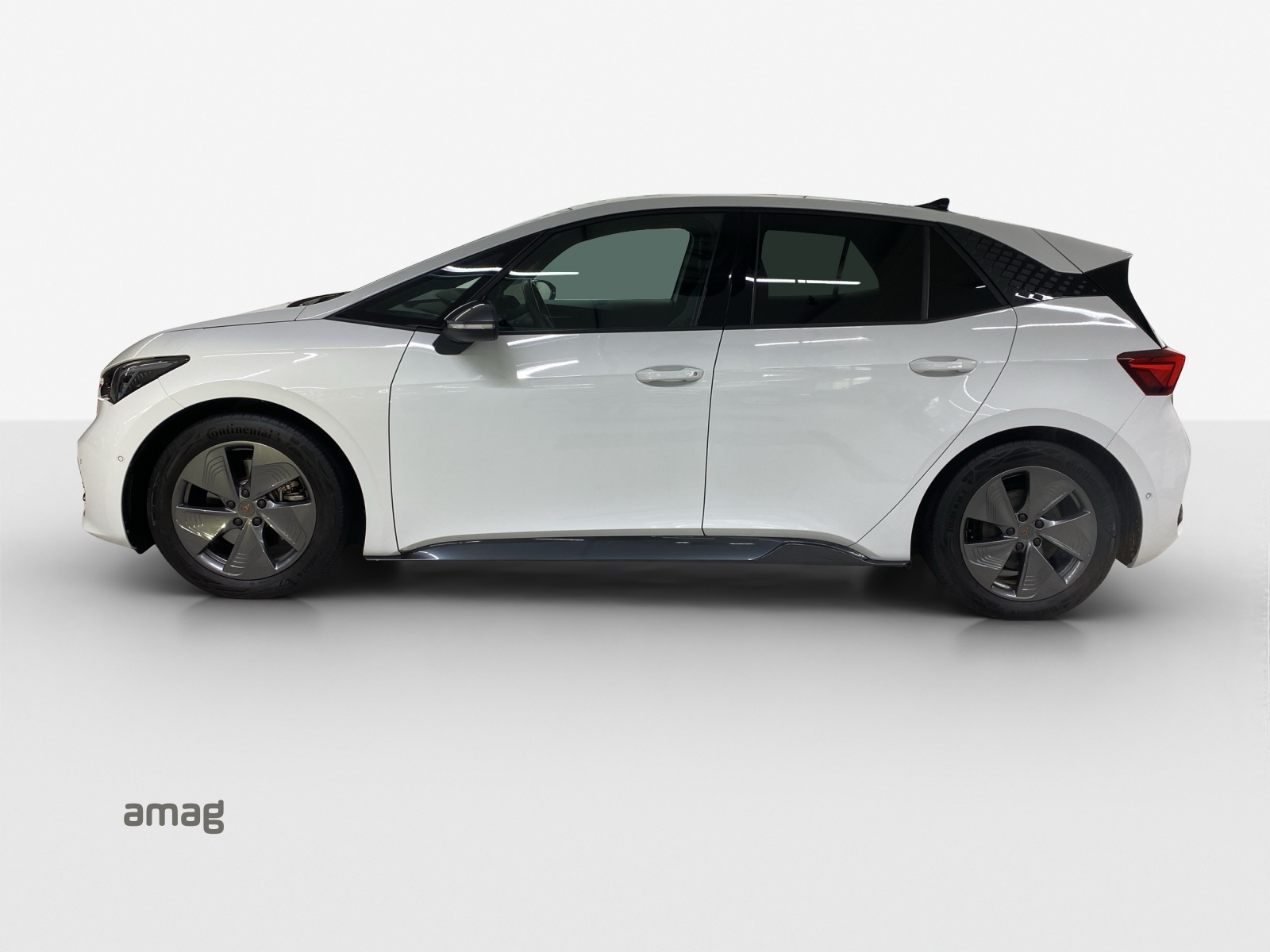 CUPRA Born 58 kWh-showroom-element-1