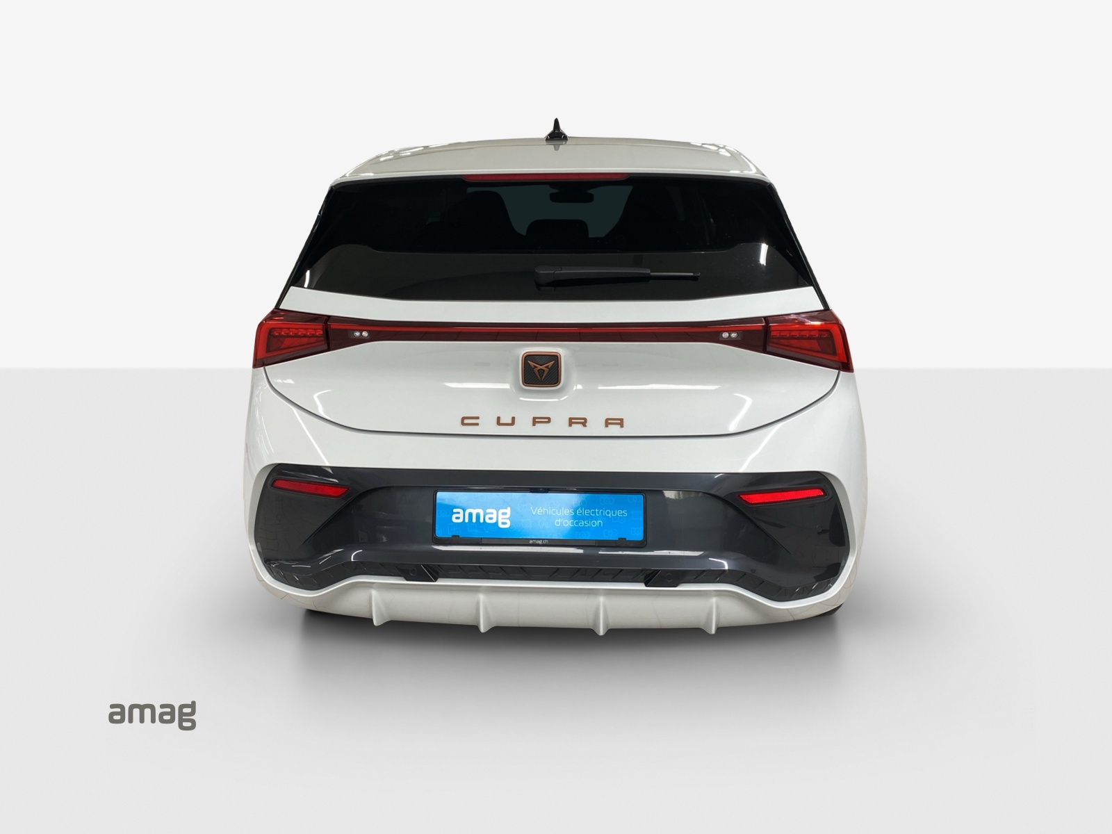 CUPRA Born 58 kWh-showroom-element-3