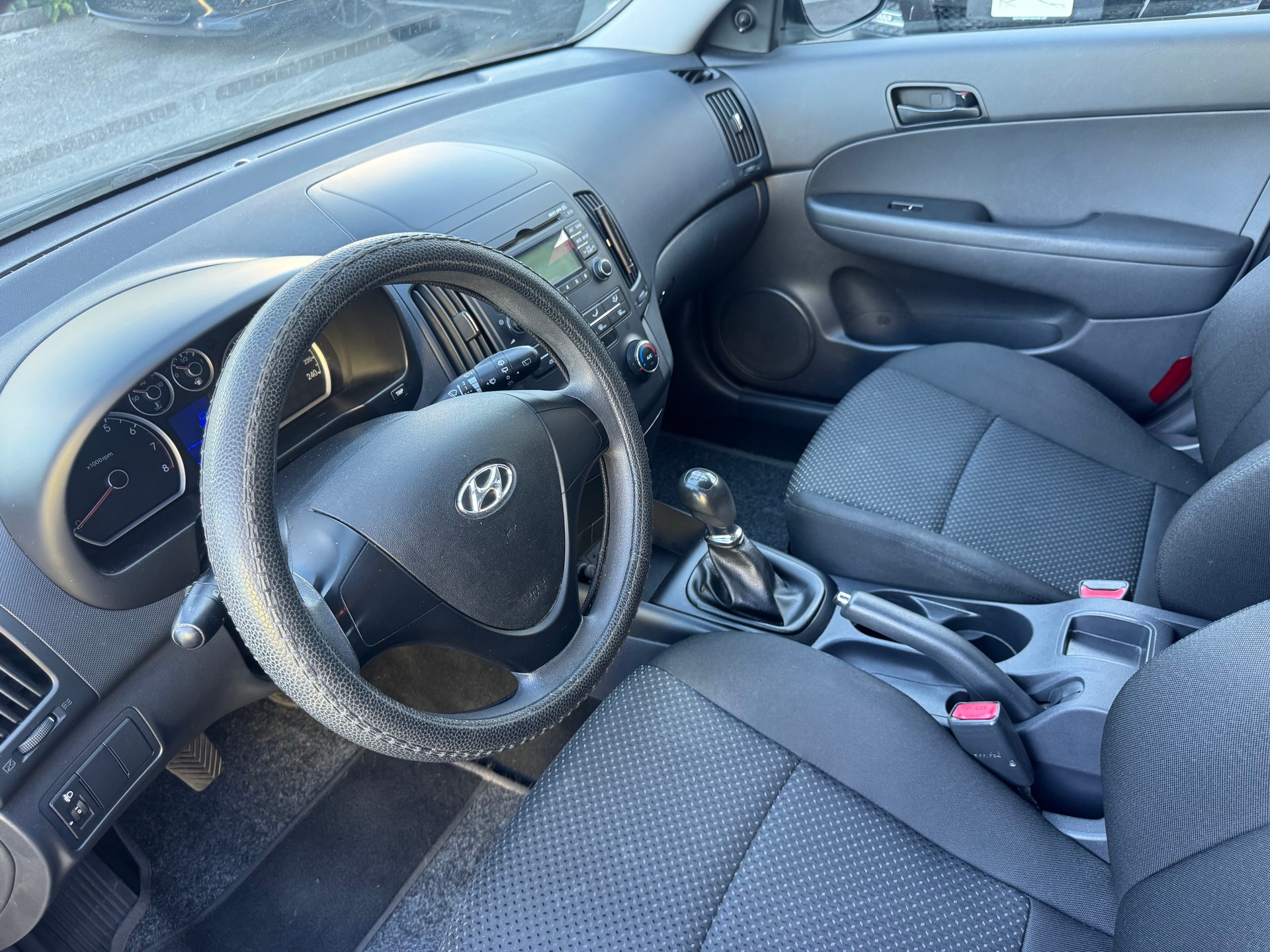 HYUNDAI i30 1.4 Comfort-image-22